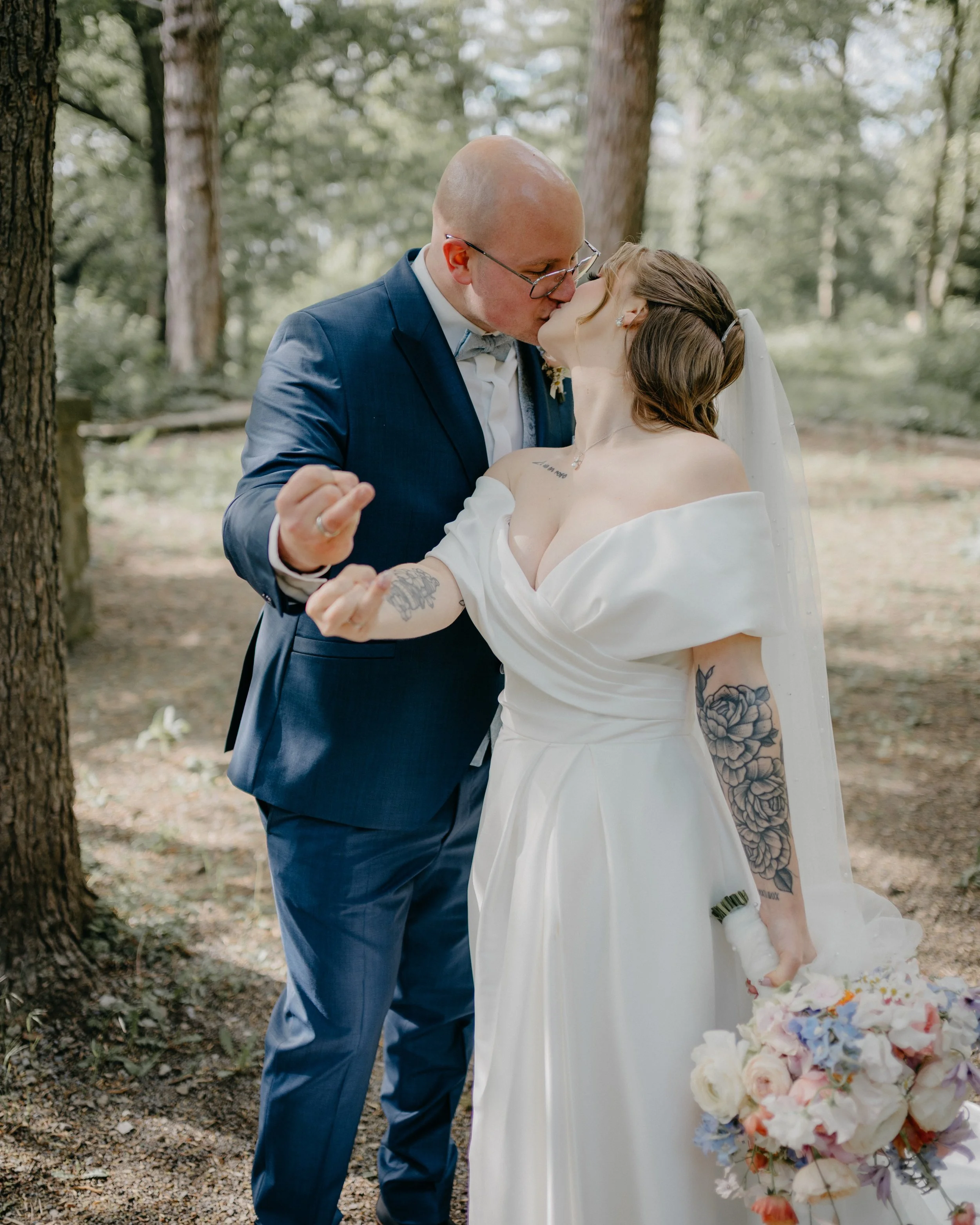 Hochzeitsfotos aus dem Berggasthaus Niedersachsen. Hochzeitsfotograf Braunschweig Hannover Peine Celle Gifhorn Helmstedt Goslar Lucklum Hochzeitsfotografie nikis-fotos.de