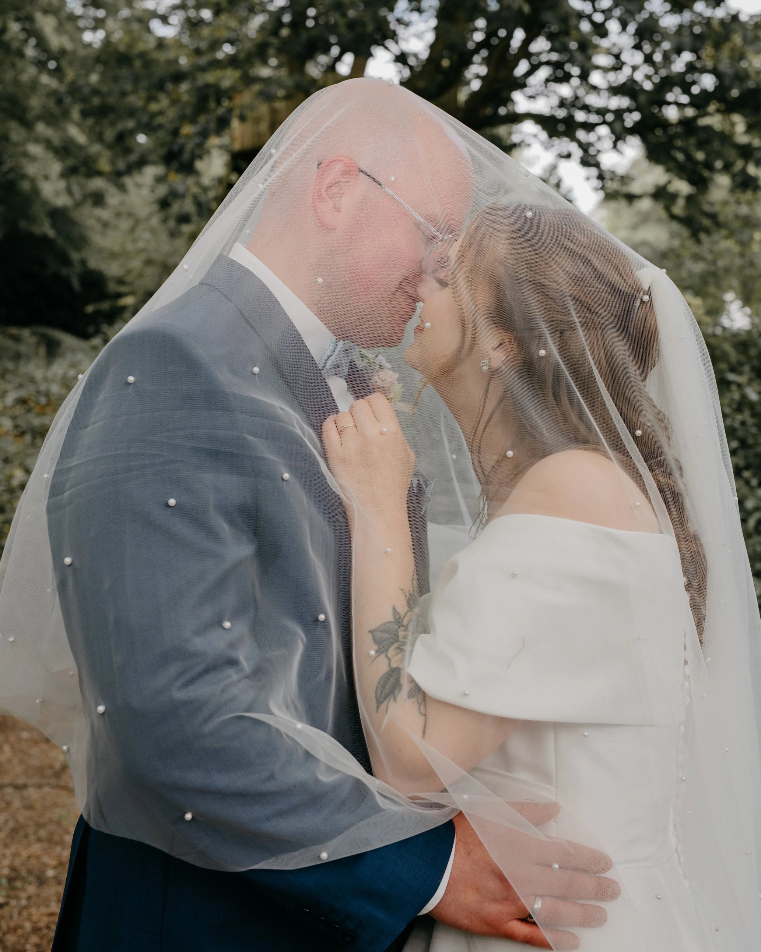 Hochzeitsfotos aus dem Berggasthaus Niedersachsen. Hochzeitsfotograf Braunschweig Hannover Peine Celle Gifhorn Helmstedt Goslar Lucklum Hochzeitsfotografie nikis-fotos.de