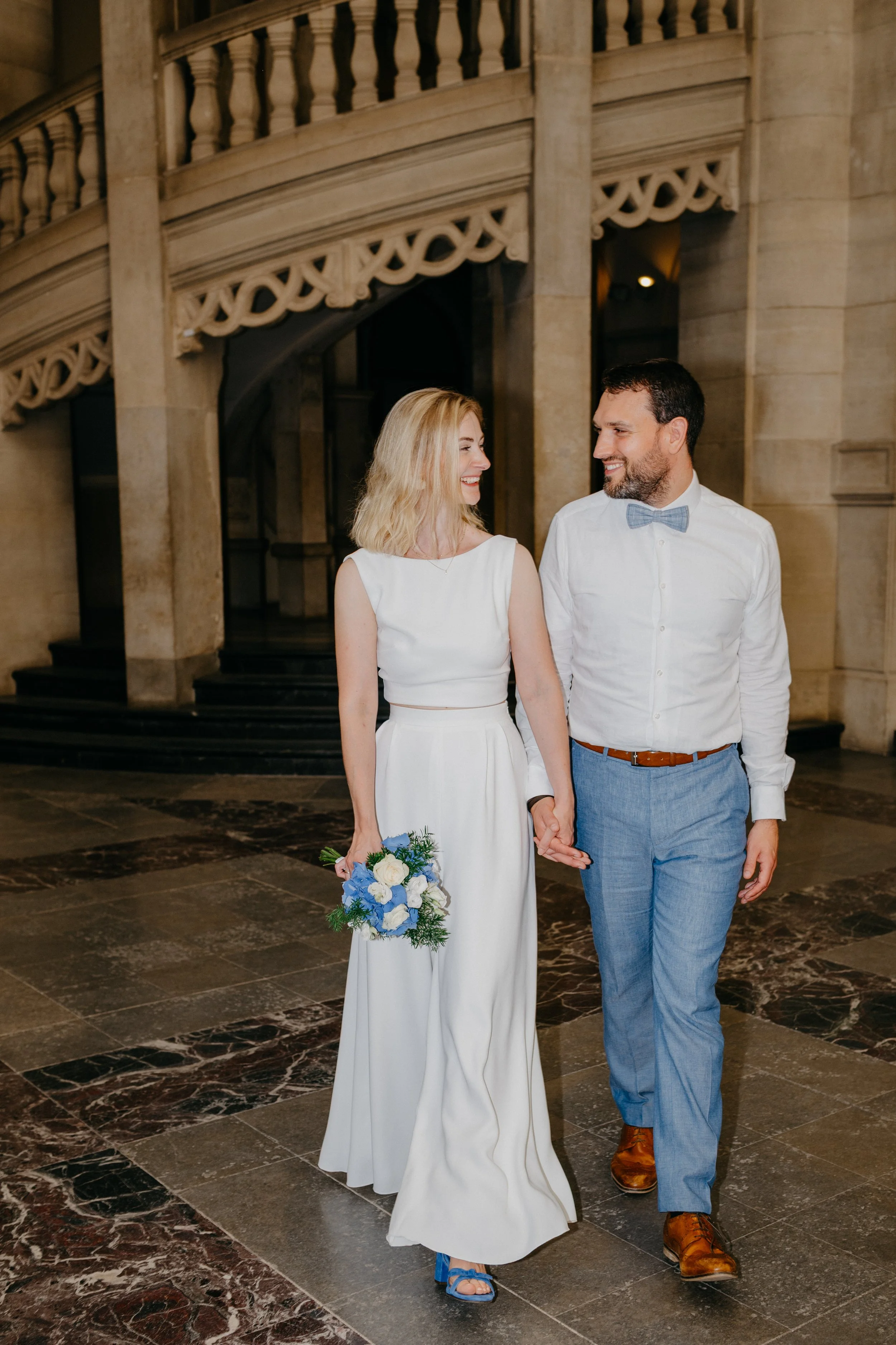 Hochzeitsfotos aus dem Rathaus in Hannover. Hochzeitsfotograf Braunschweig Hannover Peine Celle Gifhorn Helmstedt Goslar Lucklum Hochzeitsfotografie nikis-fotos.de