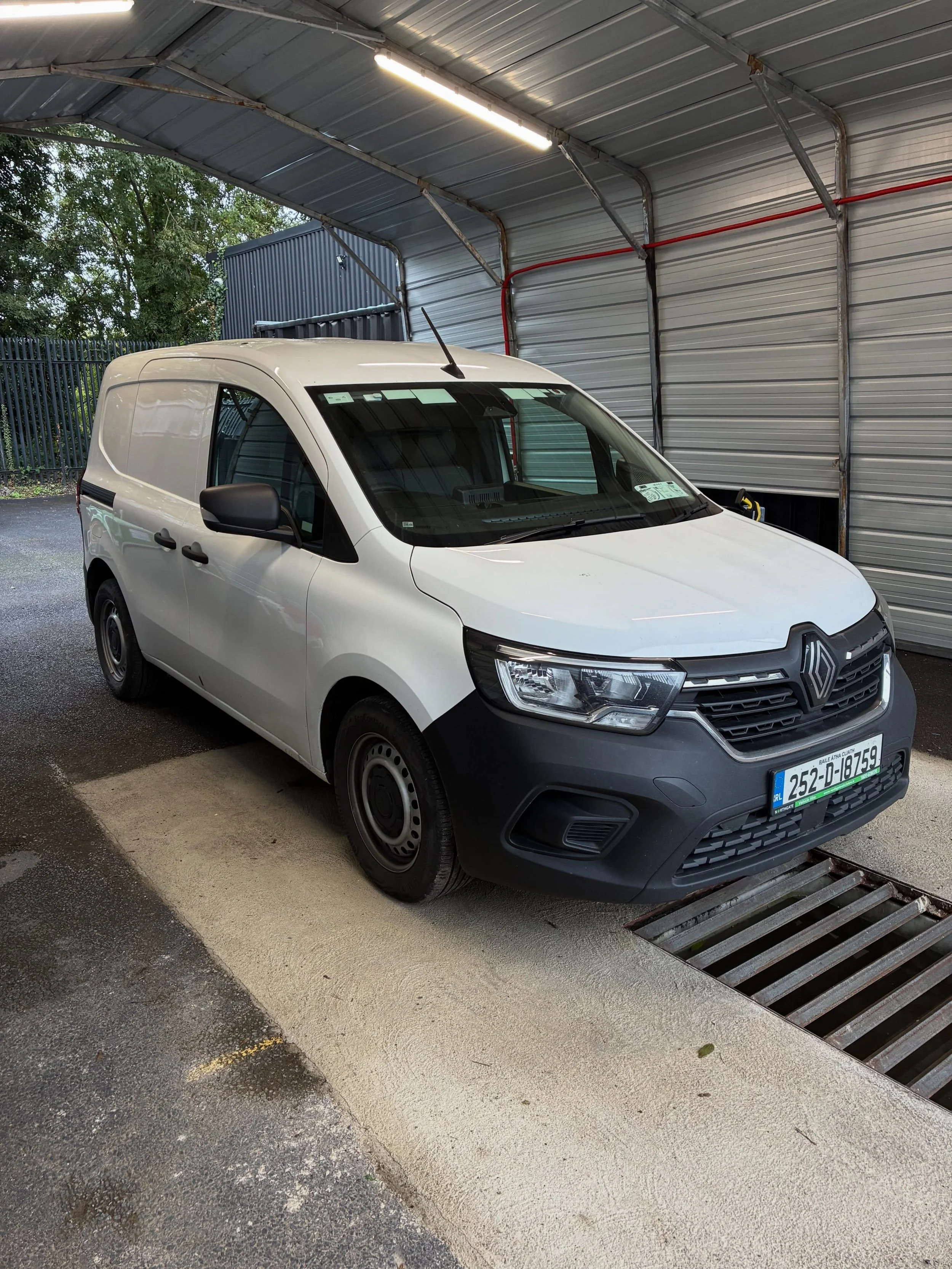 metrovaleting.ie  cork- 1 .jpg