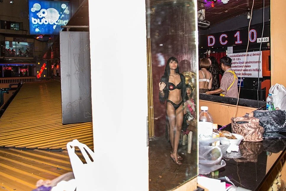 jitske-nap-friday-night-bangkok-091-376-1435068800.jpg