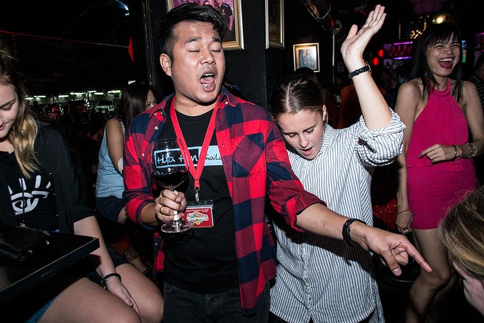 jitske-nap-friday-night-bangkok-091-136-1435068796.jpg