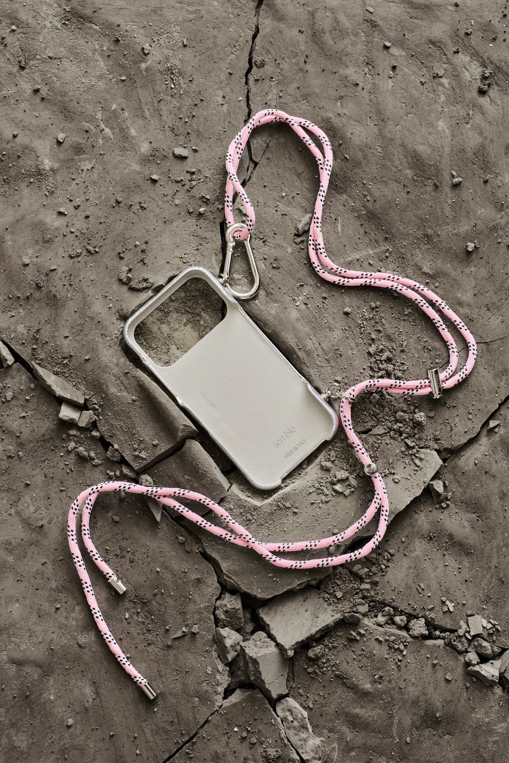 260914_SEMBLE_11_PRODUCT-IPHONE17CASE_0026.jpg