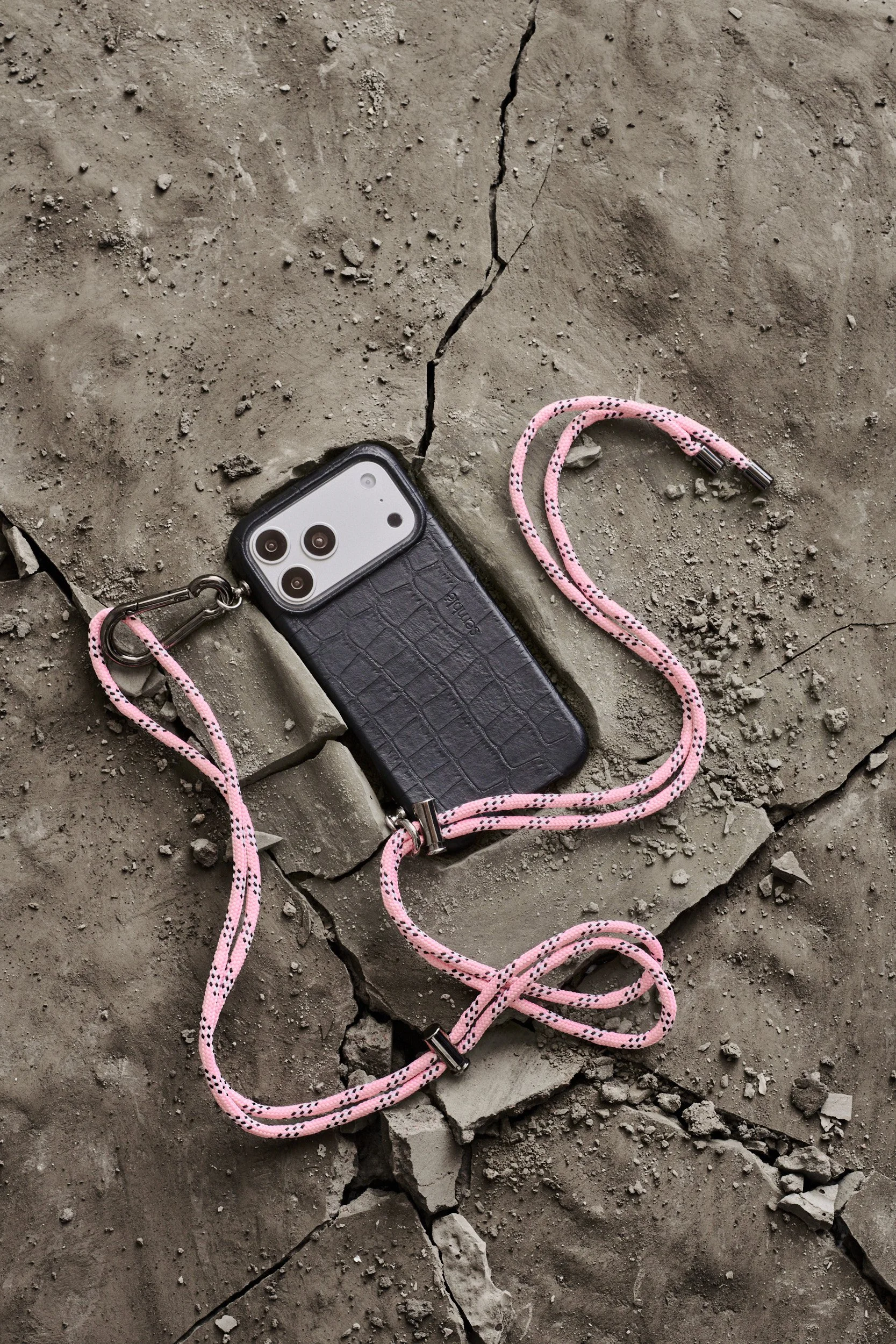 260914_SEMBLE_11_PRODUCT-IPHONE17CASE_0111.jpg