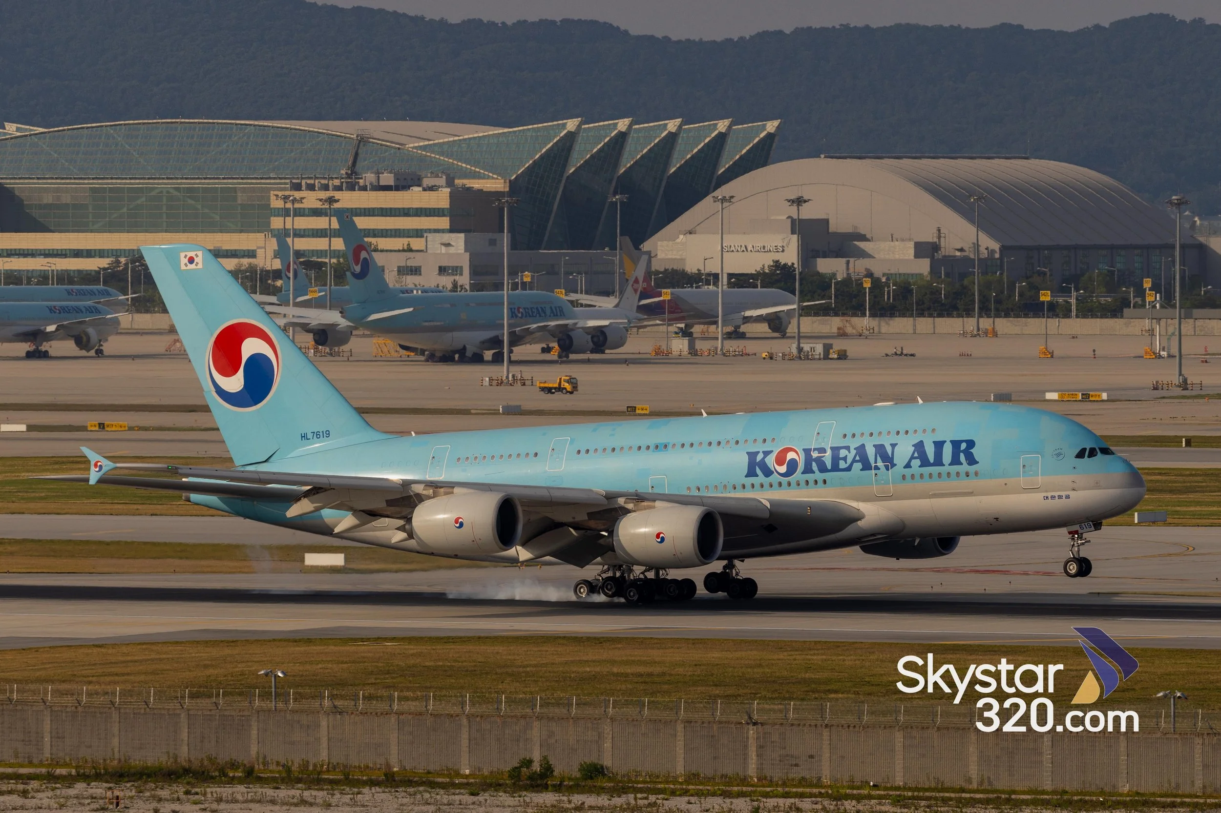 Korean A380 touching down at Seoul ICN