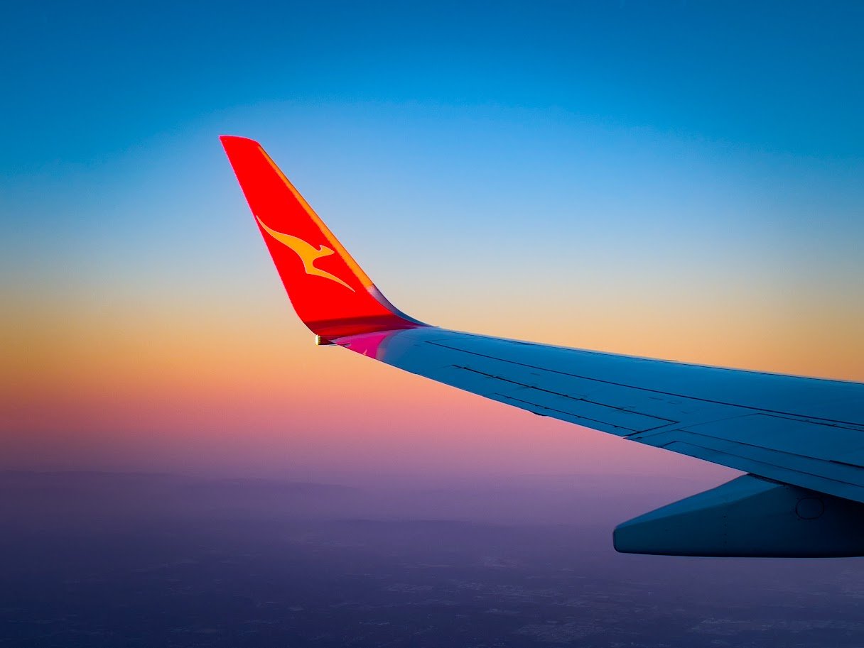 Qantas 737-800 sunset shot over Bass Straight 