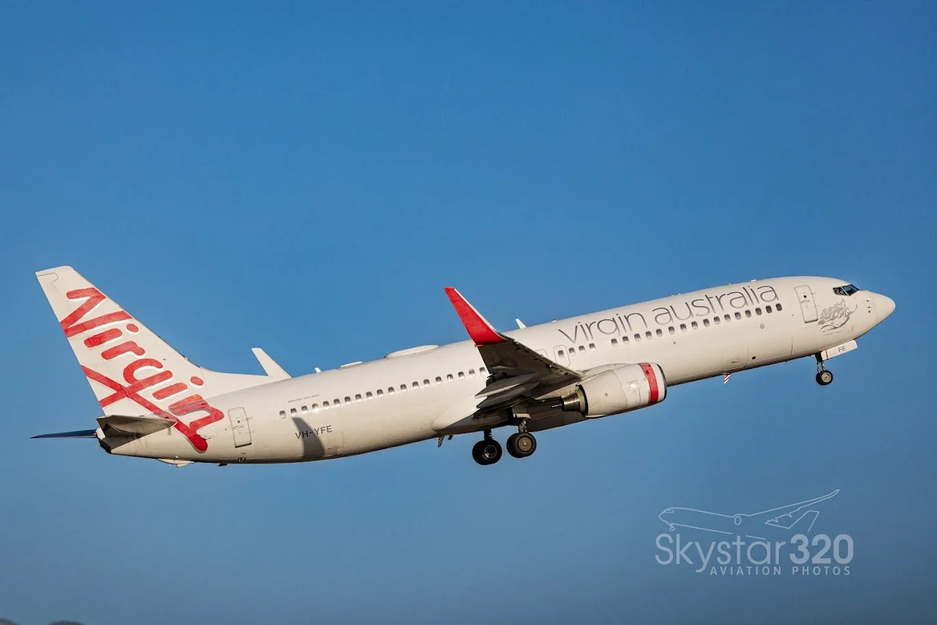 Virgin Australia 737-800 departing Melbourne Australia