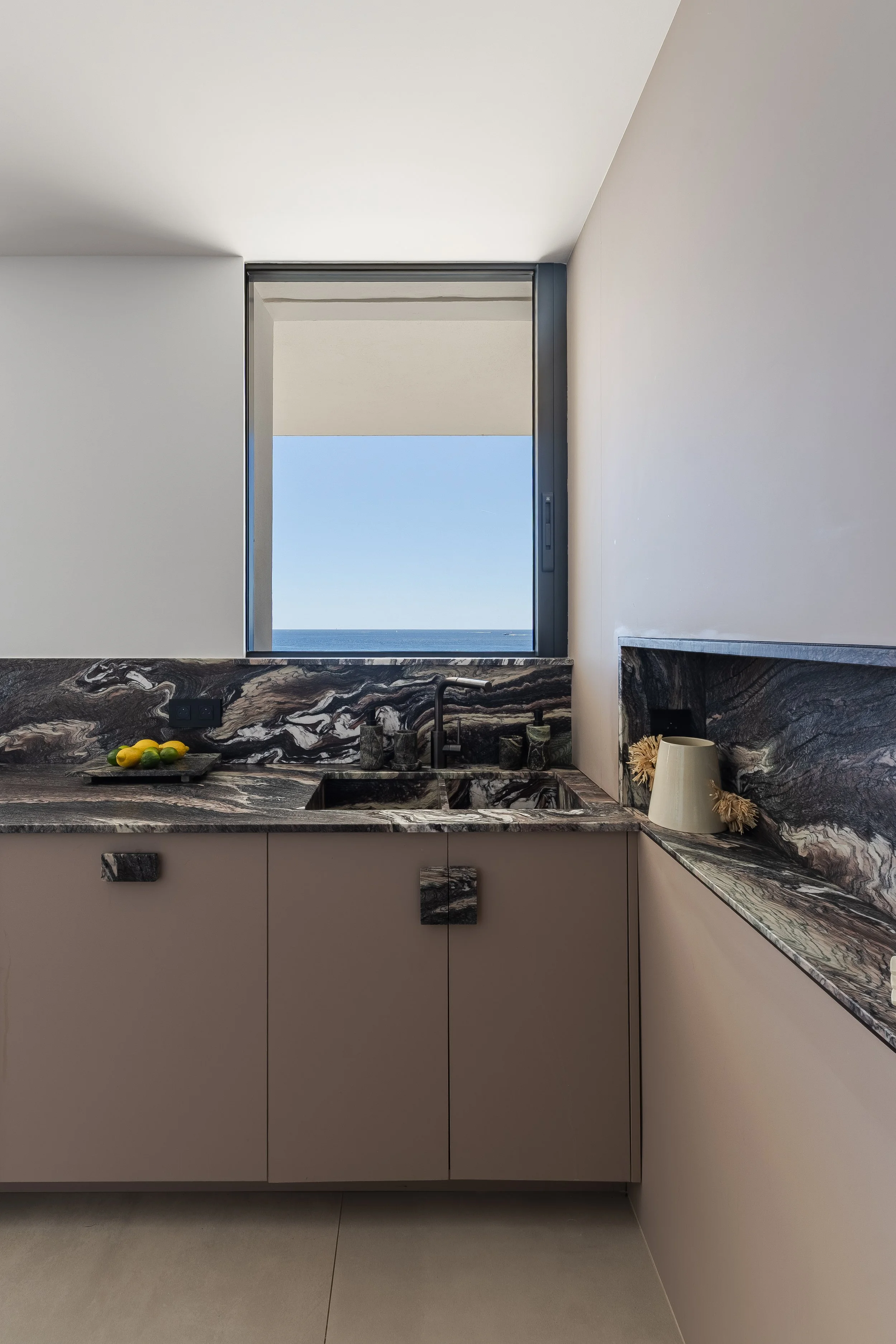 A6701151-HDR.jpg