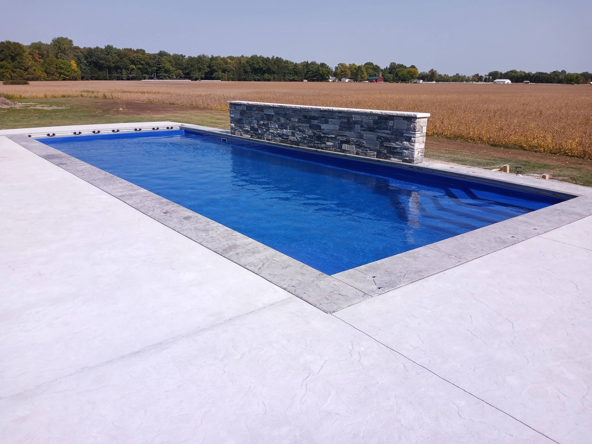 Whitehouse | Fiberglass Pool Project