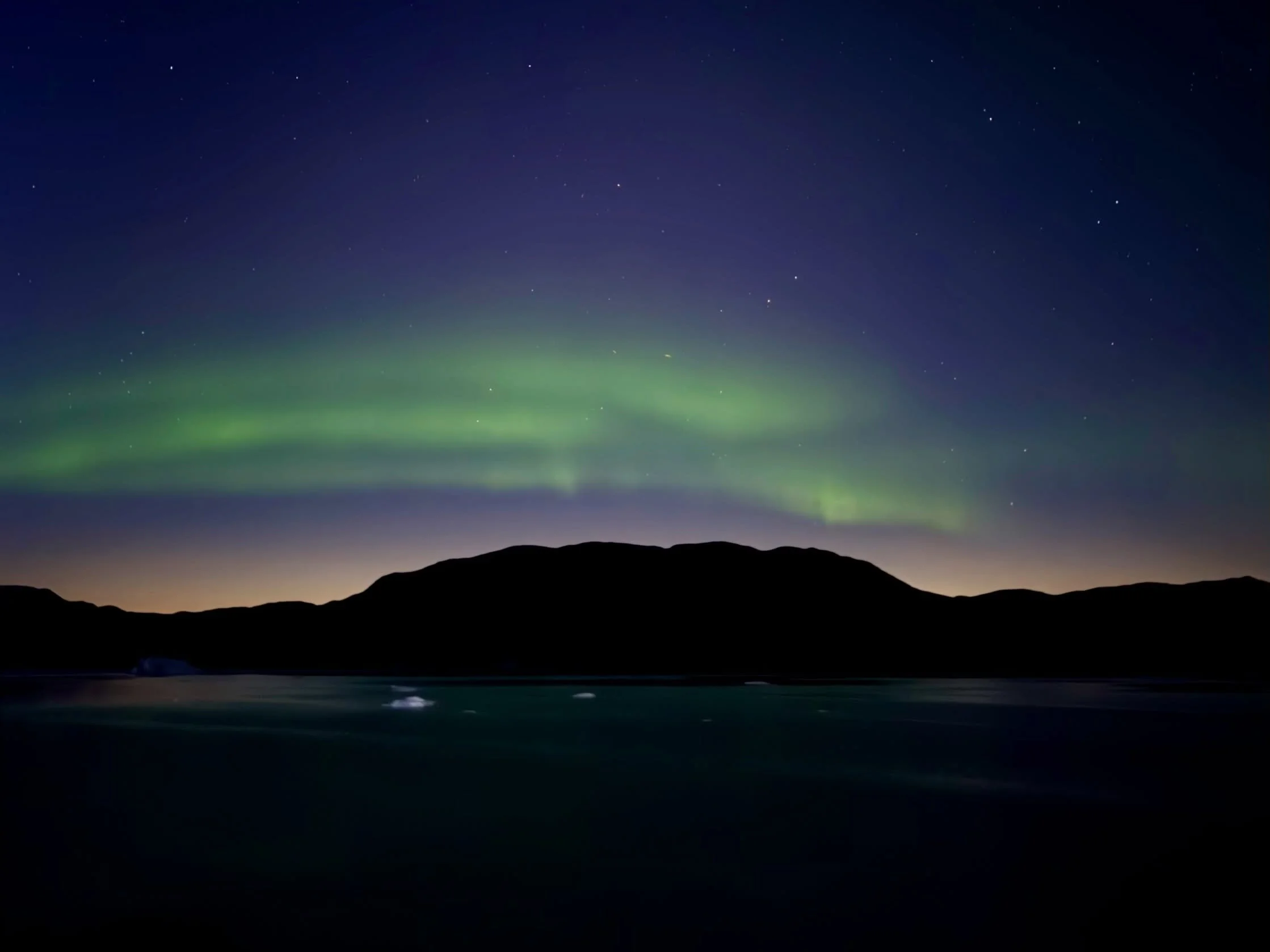 Extraordinary evening on the good ship Ultramarine. Cruising through the fjords of Greenland as sunset turned to dusk, which turned to a stunning Northern Lights show (yes, it&rsquo;s August. We&rsquo;re not complaining 🤣)

Stood on deck for over tw