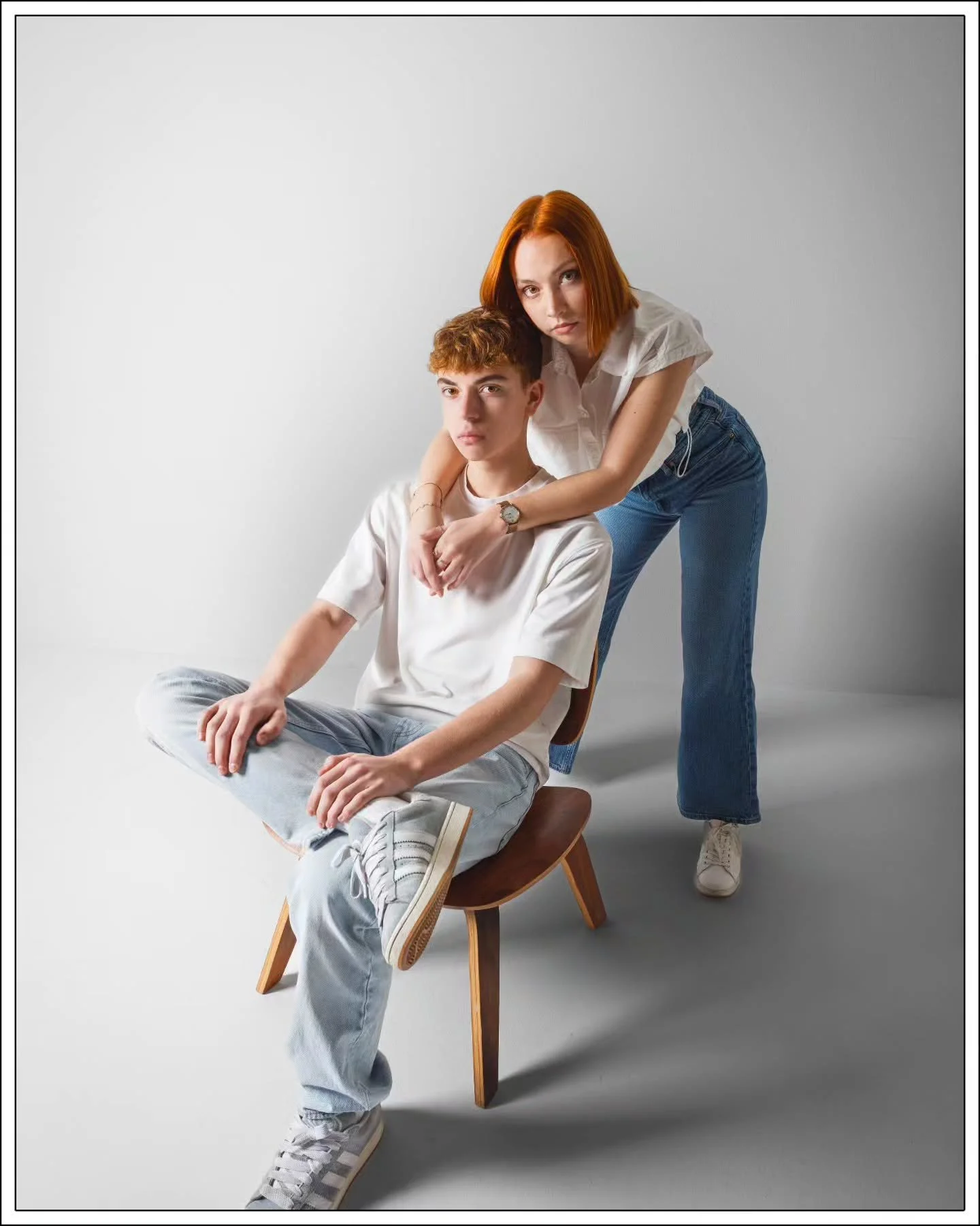 A studio shooting I did a few months ago. With focus on aesthetics and a professionalism 

&bull; [2/3]

&bull; *MY WEBSITE*
 www.paulschestakpictures.de | LINK IN BIO 

&bull; MODELS:
 @_melina_sophie_85
  @felix_lu09

&bull; HAIR &amp; MAKEUP / STY