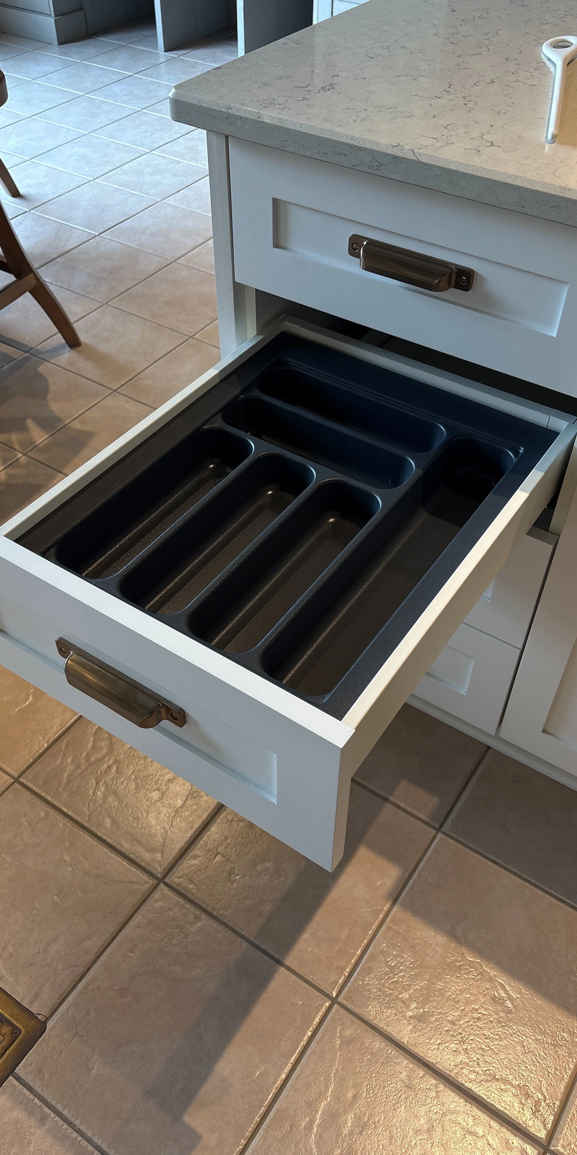 Grey cutlery tray