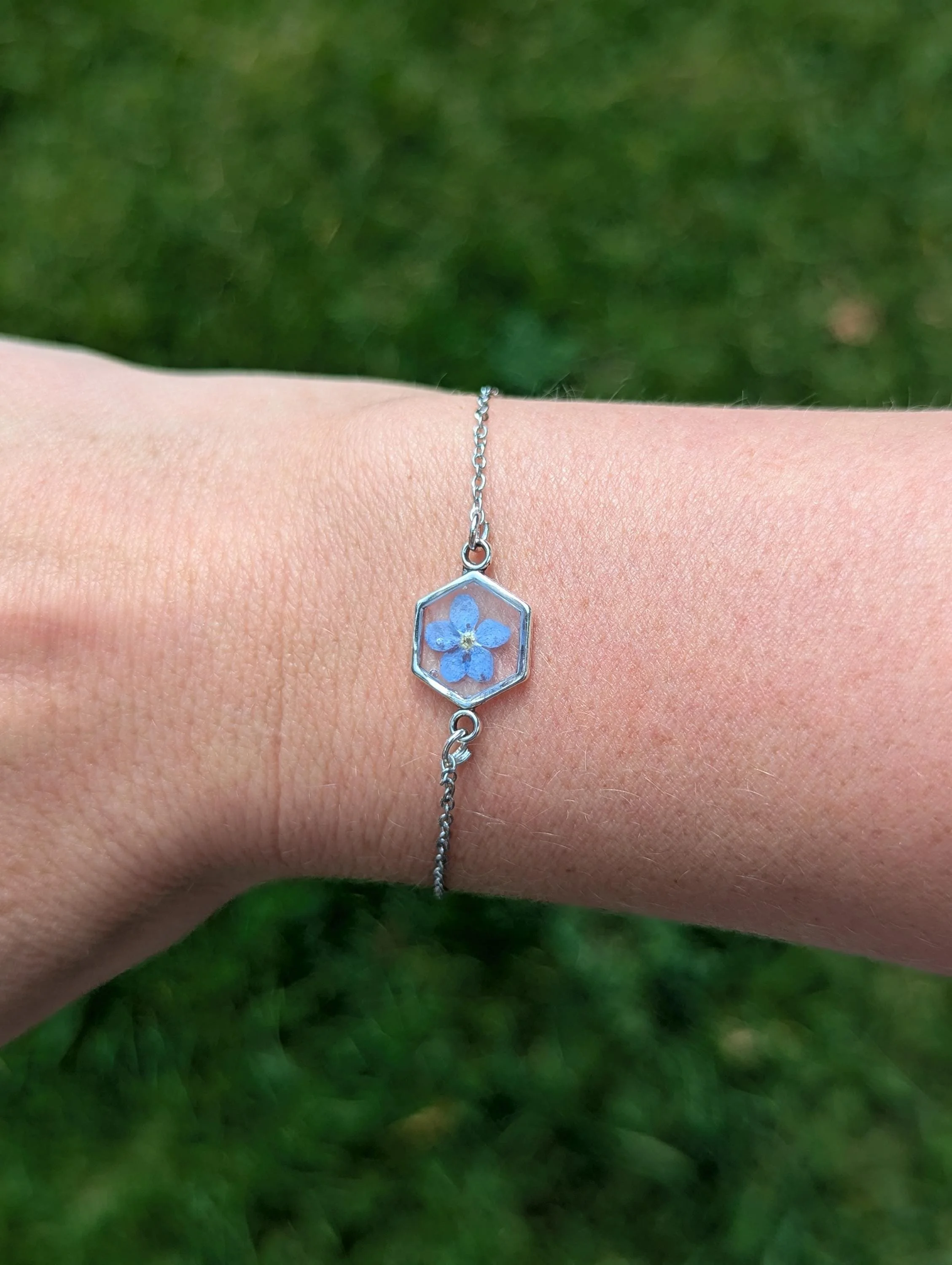 Real Forget-Me-Not Resin Bracelet: Pressed Flower Jewelry