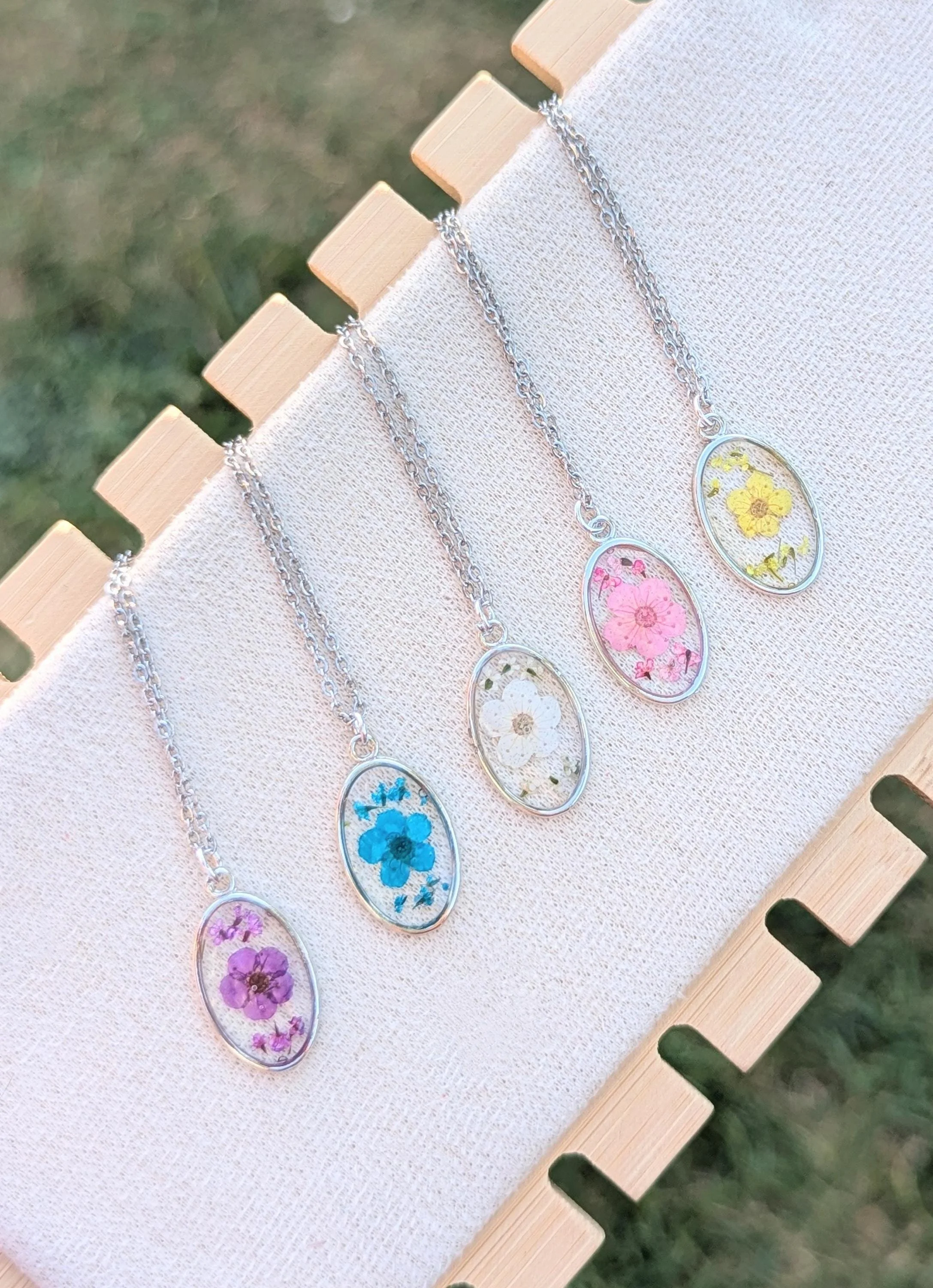 Real Pressed Flower Pendant: Dainty Oval Resin Necklace, Stainless Steel Chain