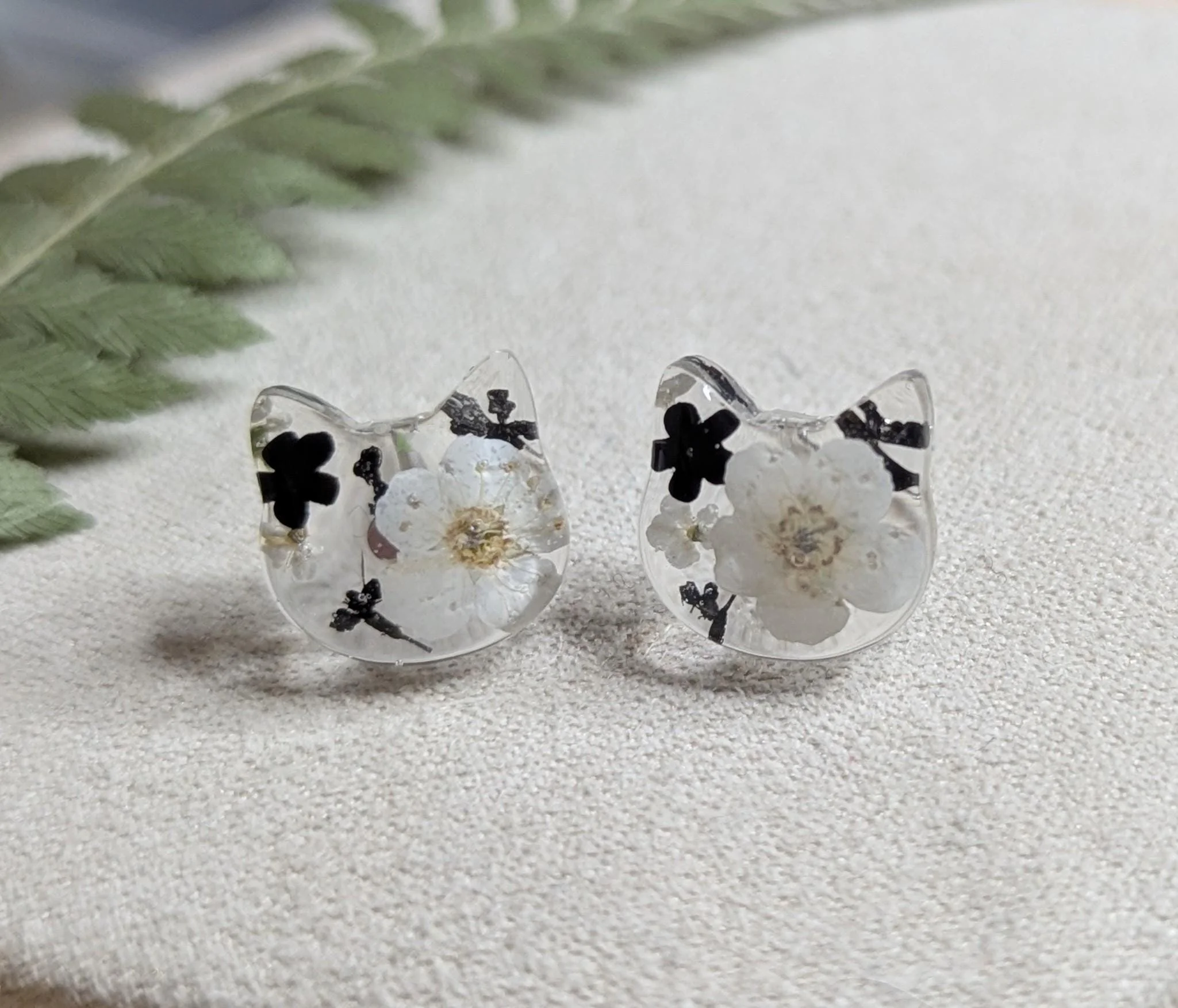 Pressed Flower Cat Earrings: Sterling Silver Studs, Resin Jewelry
