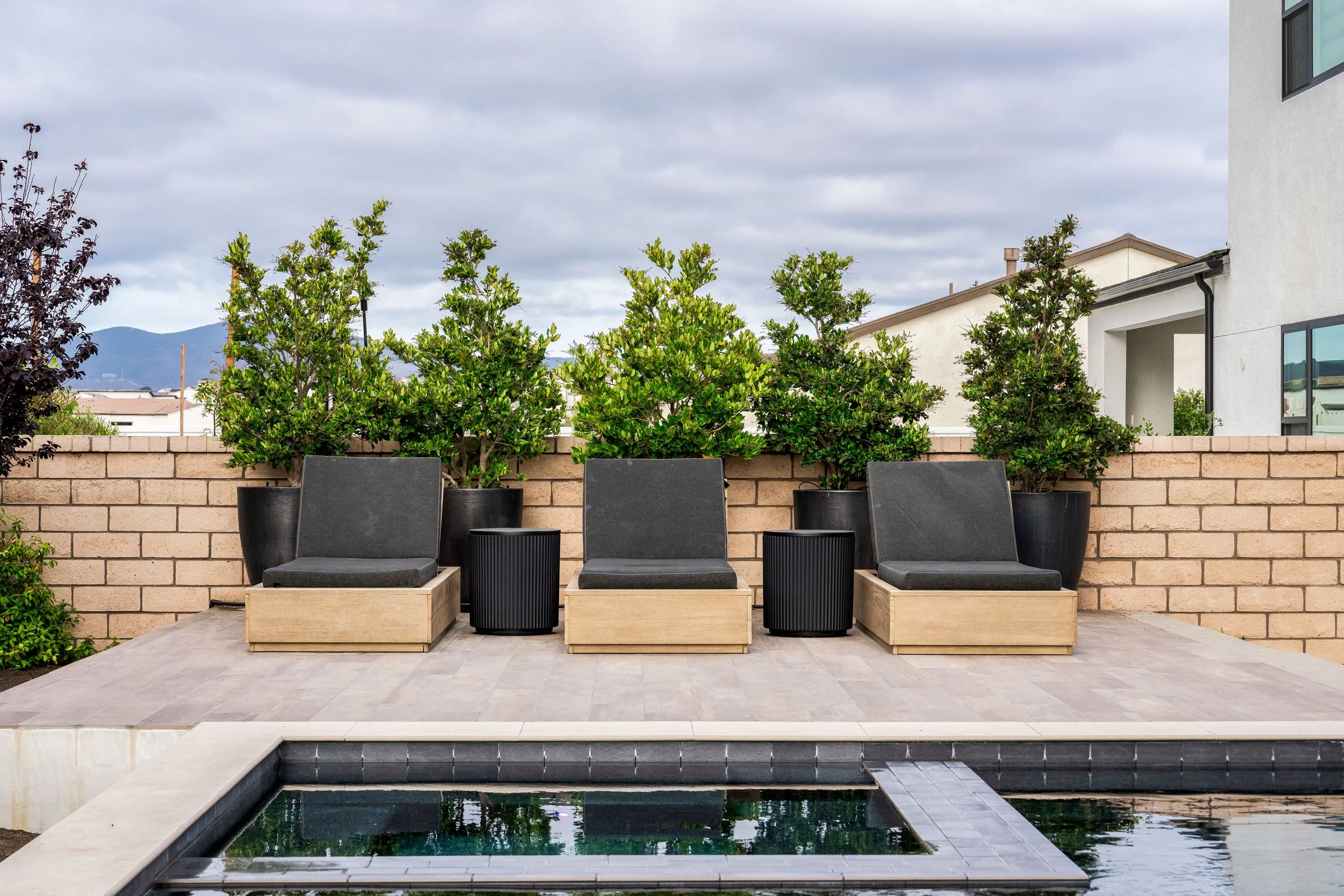 SERHANT. Signature Listing - 5286 Coastal Sage-68.jpg