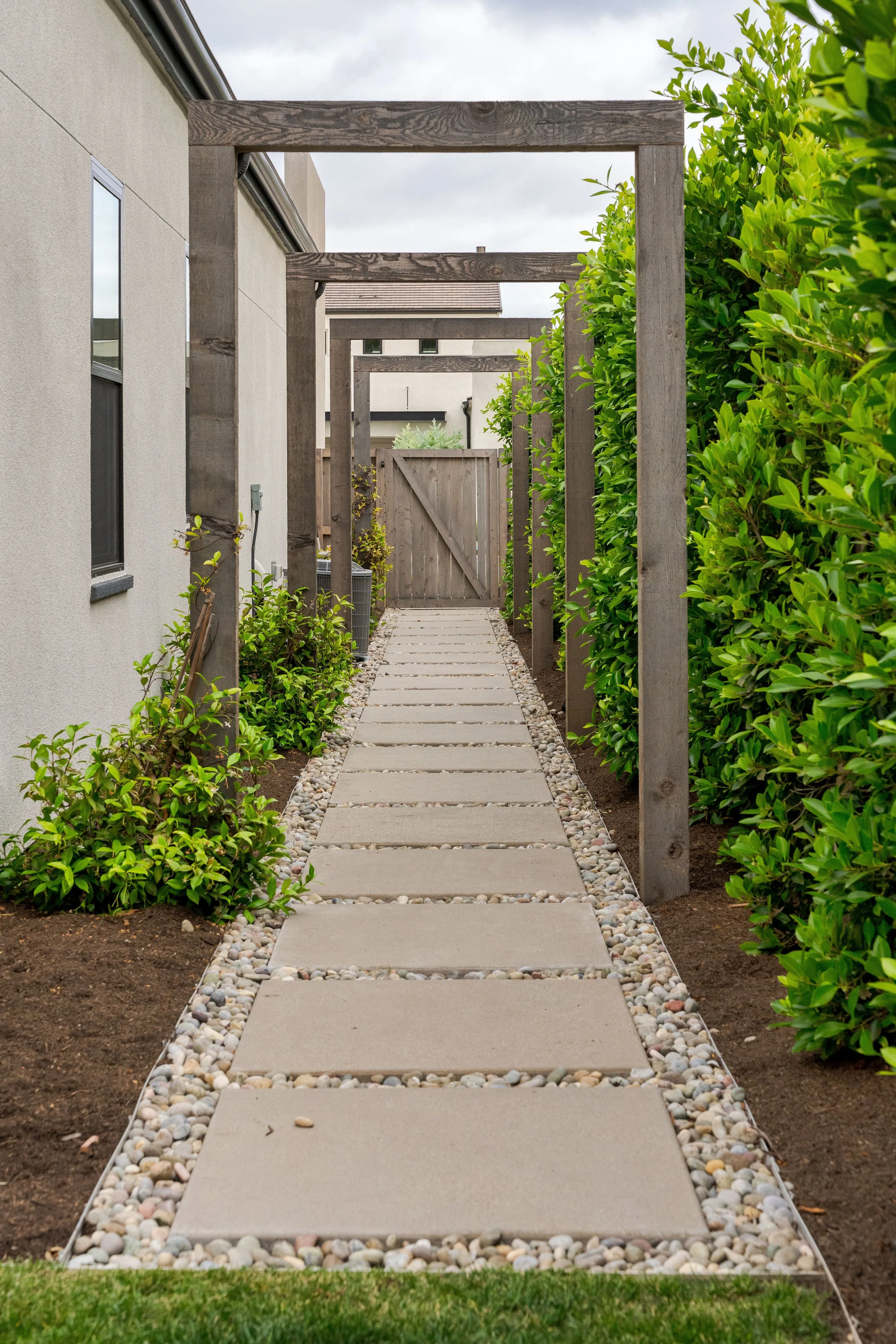 SERHANT. Signature Listing - 5286 Coastal Sage-74.jpg