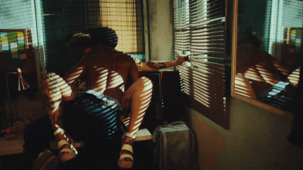 ezgif.com-gif-maker_9.gif