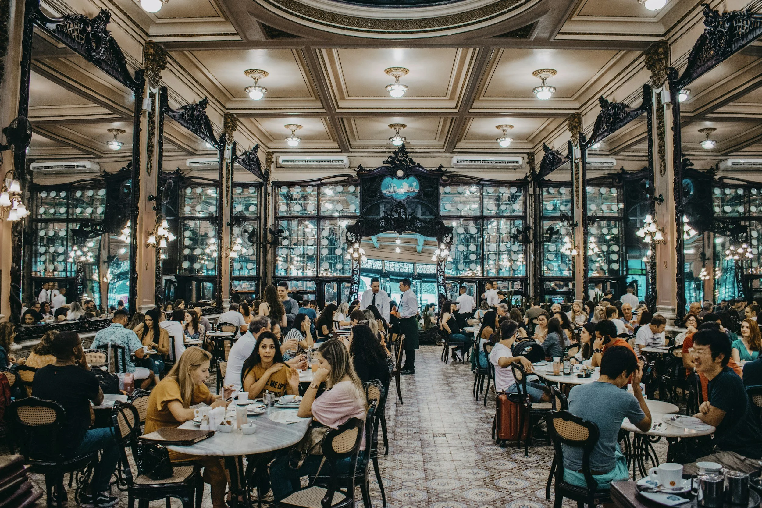 busy campus dining hall