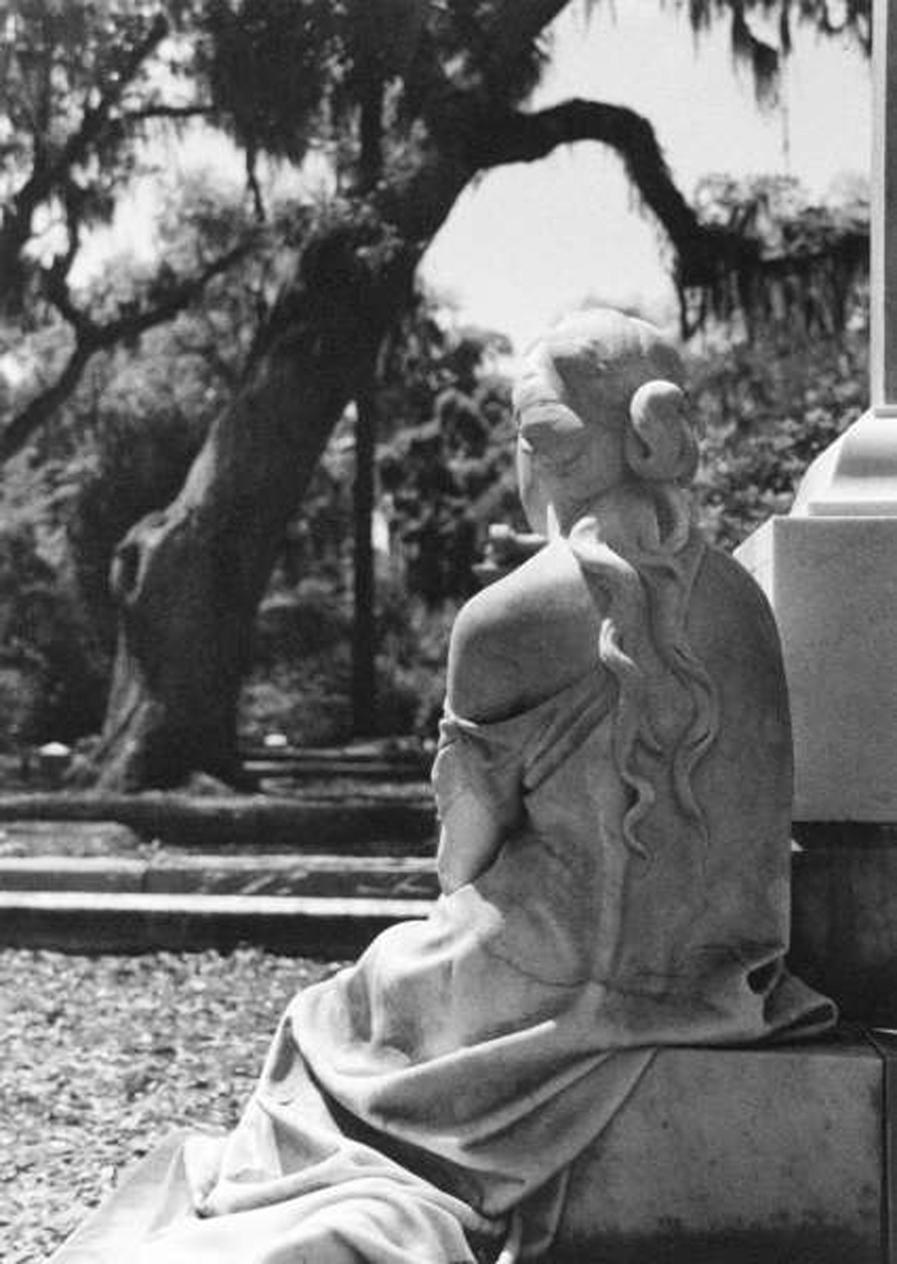 Classic B&W: "Perpetual Meditation" Woman. Statuary. Seated. Tree. Bonaventure Cemetery, Savannah GA (Also the cover photo for "The Mother Face in the Mirror" chapbook of poems by Karen M. Peluso
Visit www.theBeaufortBookstore.com