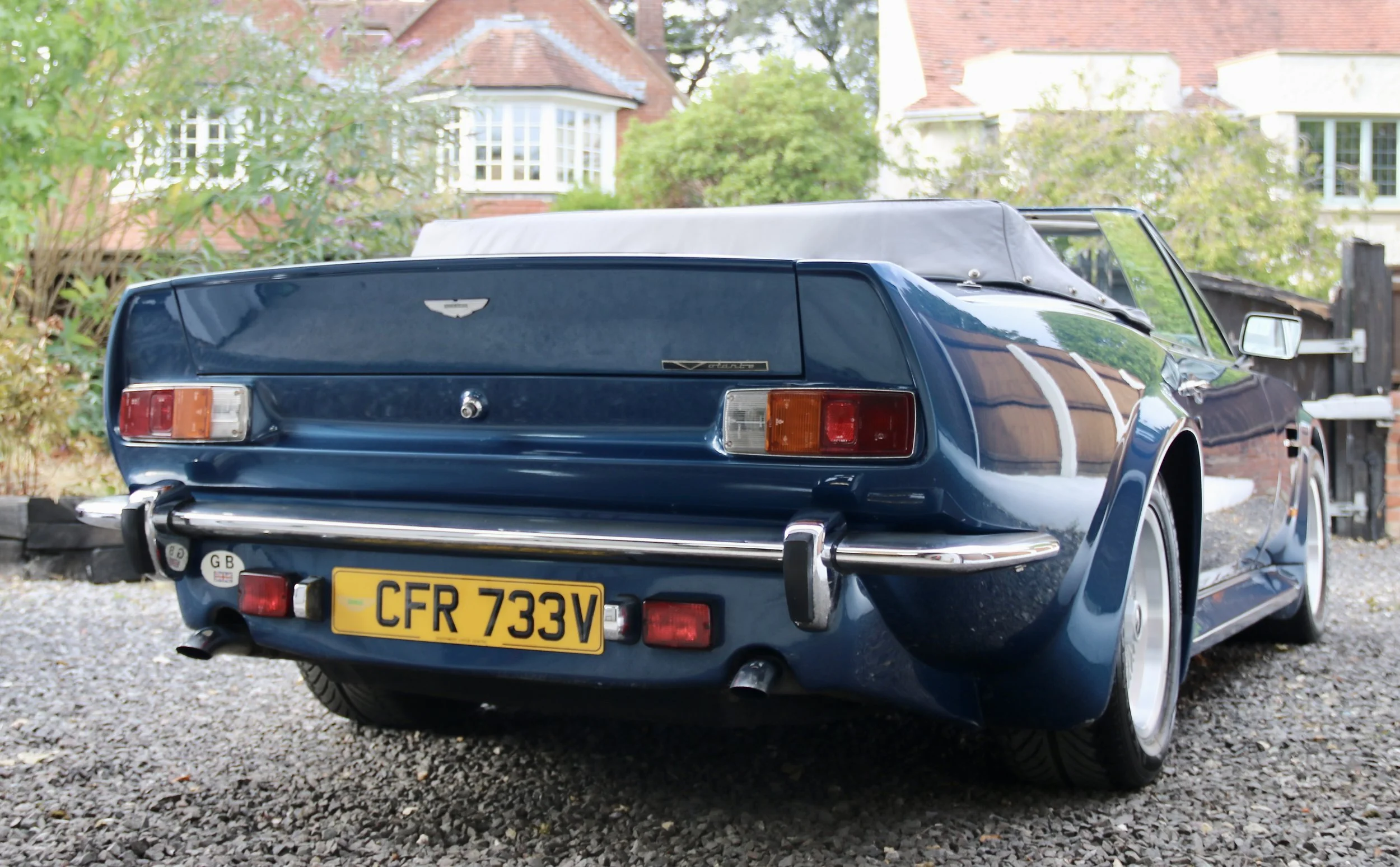 1980 Aston Martin V8 Volante right rear corner.JPG