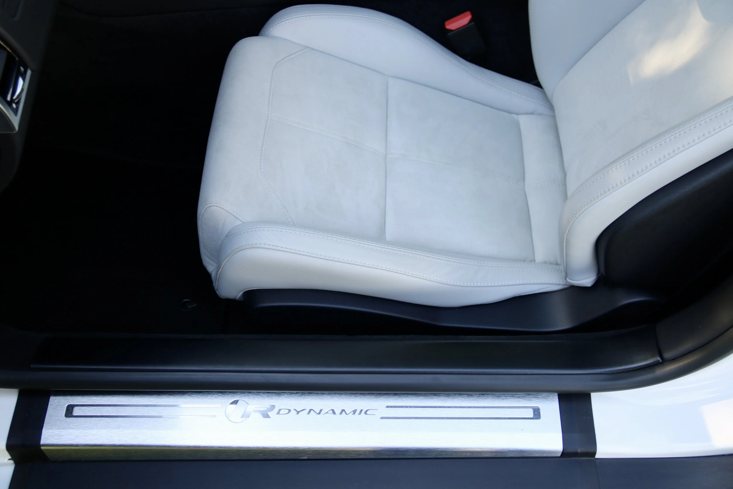 2017 Jaguar F Type I4 R-Dynamic Coupe passenger seat base.JPG