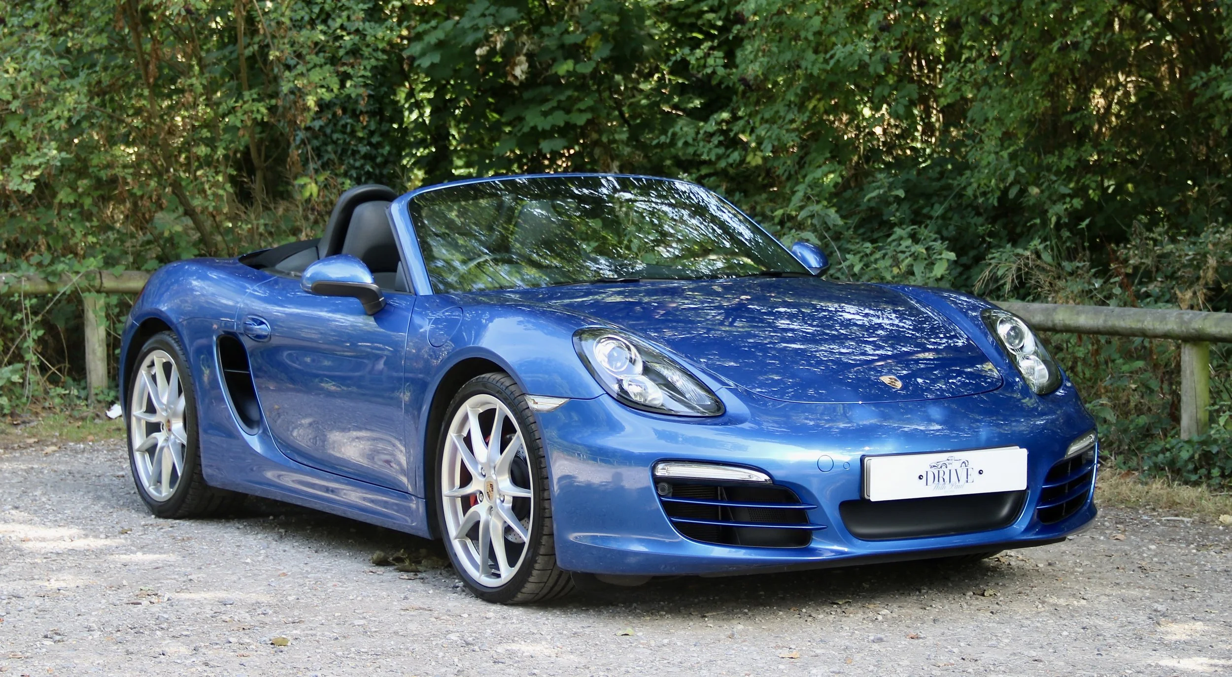 Porsche 981 Boxster 2.7 Sapphire Blue front right quarter