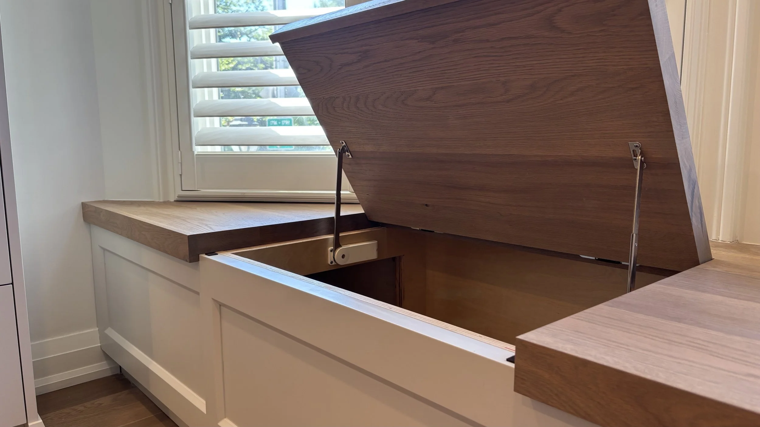 Leslieville // White Oak Storage