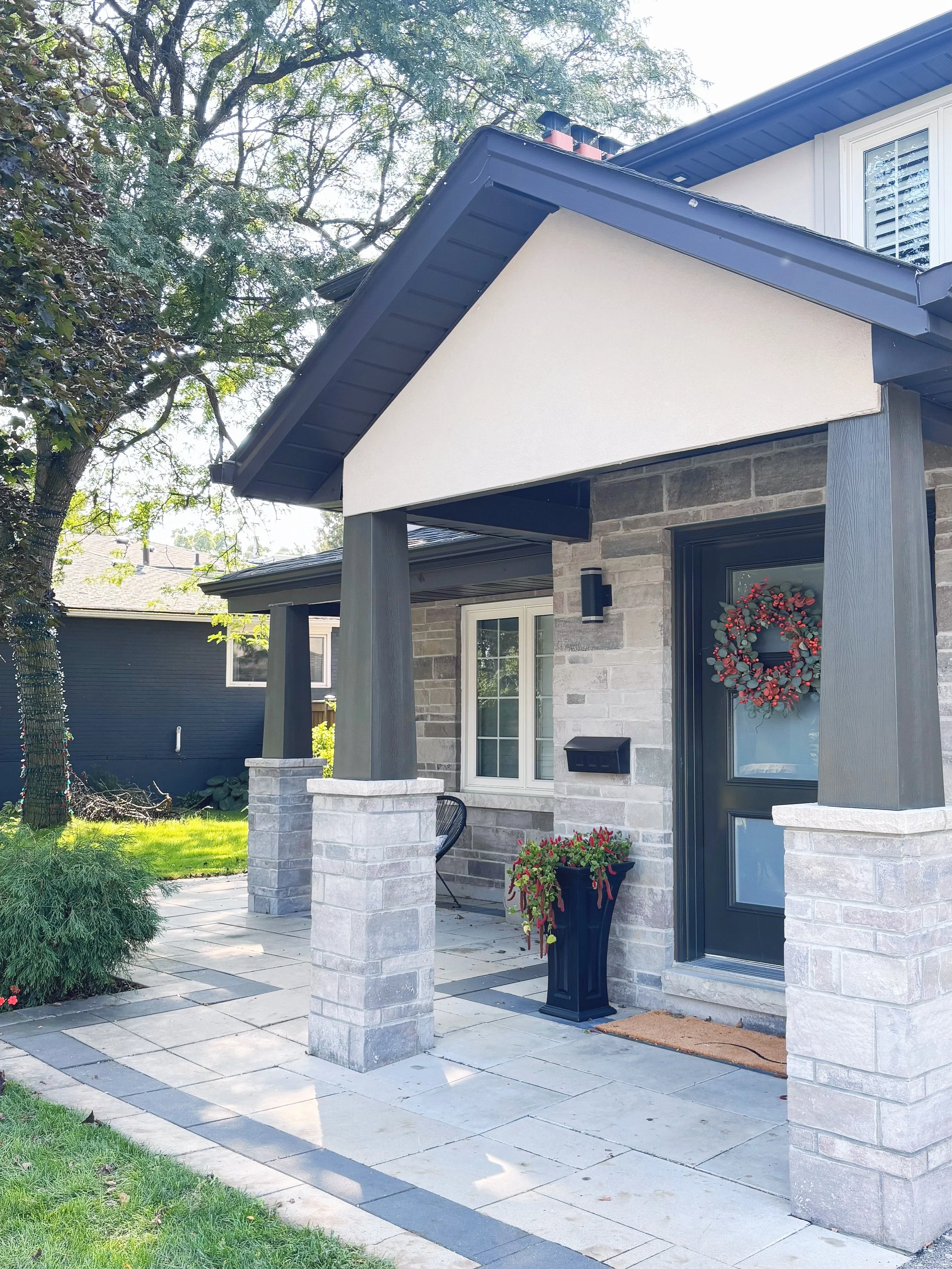 New tapered column wraps cut, installed and stained in Peel Village using &ldquo;Frogboard&rdquo; exterior panelling from @brenloltd .

Swipe to the end to see a clip of the product pre-stain (plus my dirty hands 🤷&zwj;♂️).