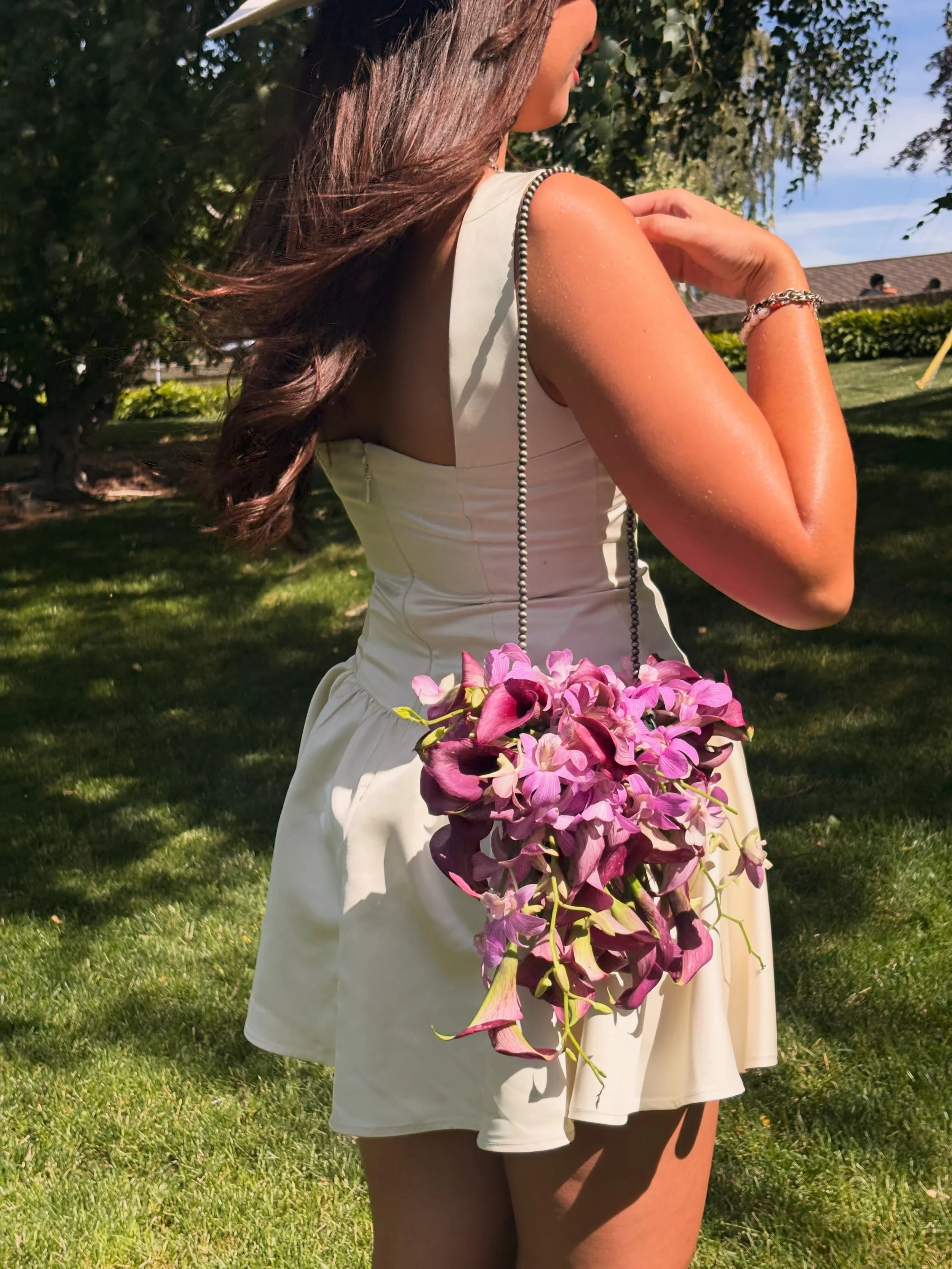 Rehearsal dinner flower purse from Delaney and Jensen&rsquo;s wedding weekend✨💗💕

💗Doing florals for my friend&rsquo;s big life moments will never get old and I really will never shut up about how perfect this whole weekend was💗