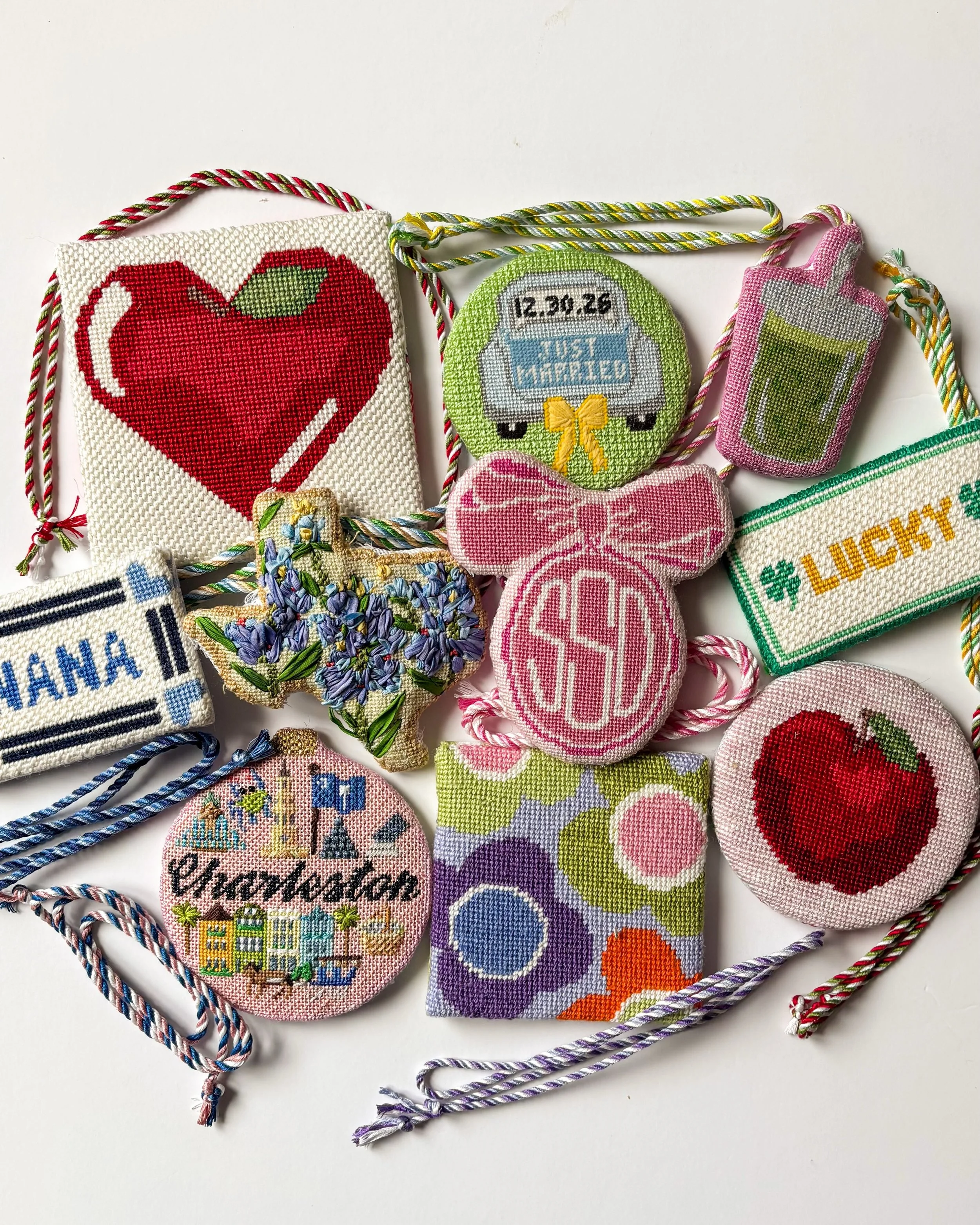 A little bit of everything this week! I love making cording and picking the perfect colors for each canvas. 

Each piece is hand sewn with invisible thread for every step (glue is banned here!). 

Which is your favorite? 
#needlepoint #finishing #sma