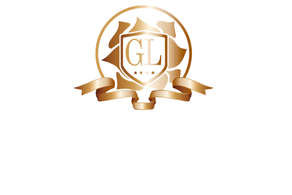 Logo doré avec le texte "Gold Lyon" en dessous.