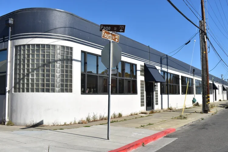 1435 Fourth St.  |  DRE 01829150