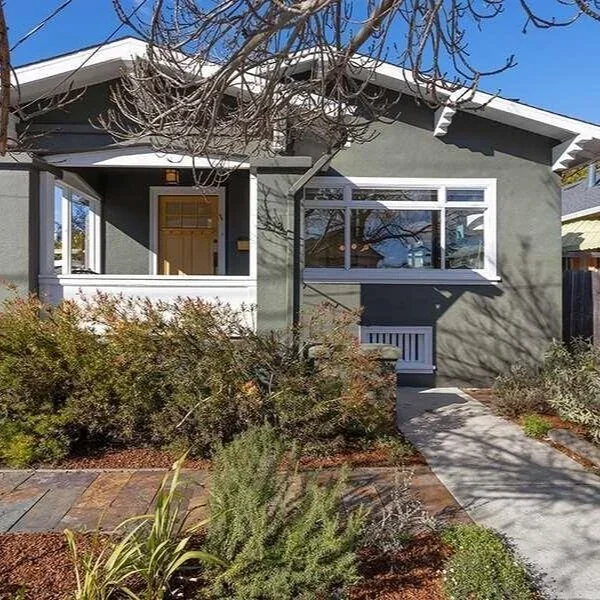 418 42nd St. Oakland, CA  |  DRE 01994619