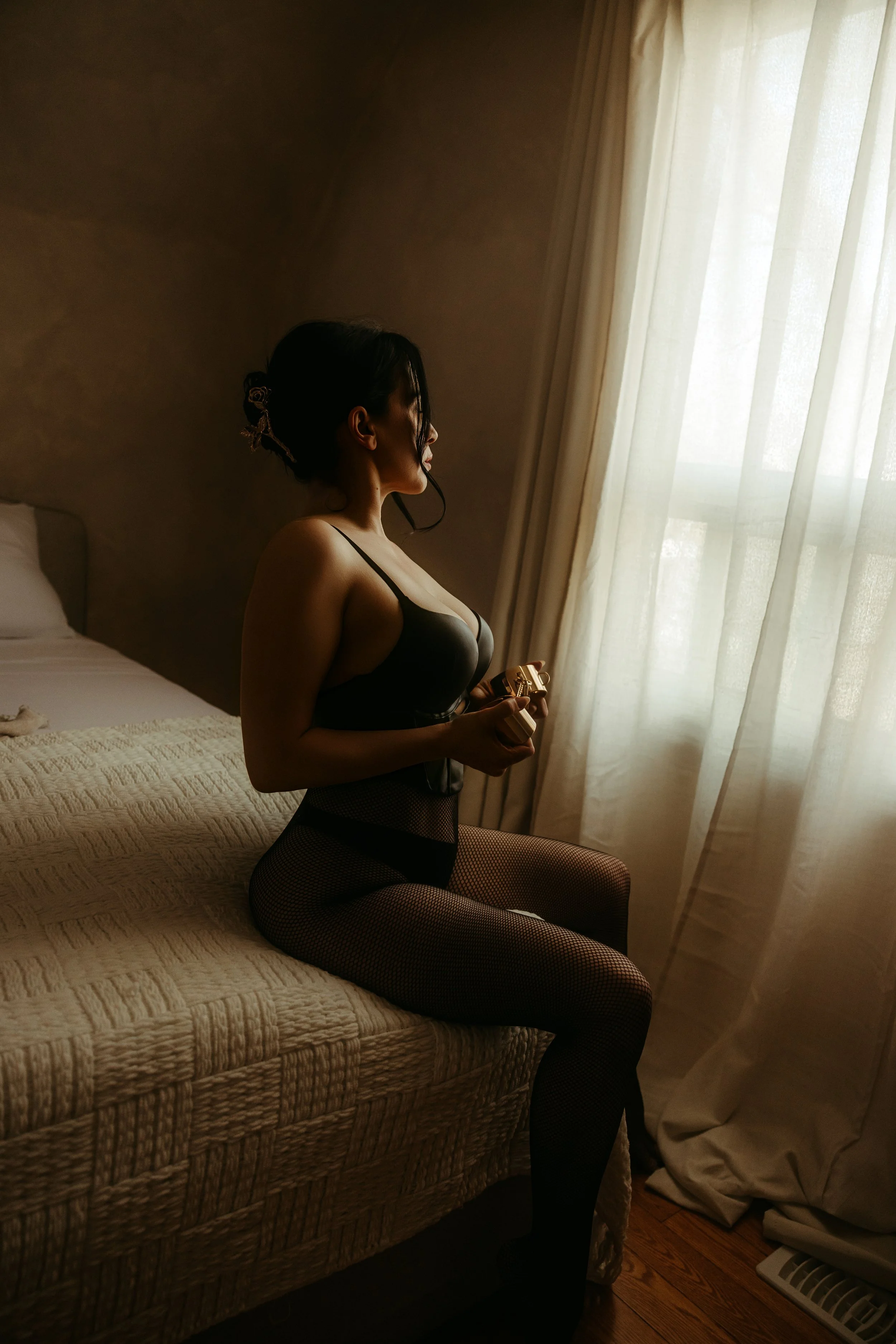 Mistress Sorina Noire providing private femdom and dominatrix experiences in Toronto