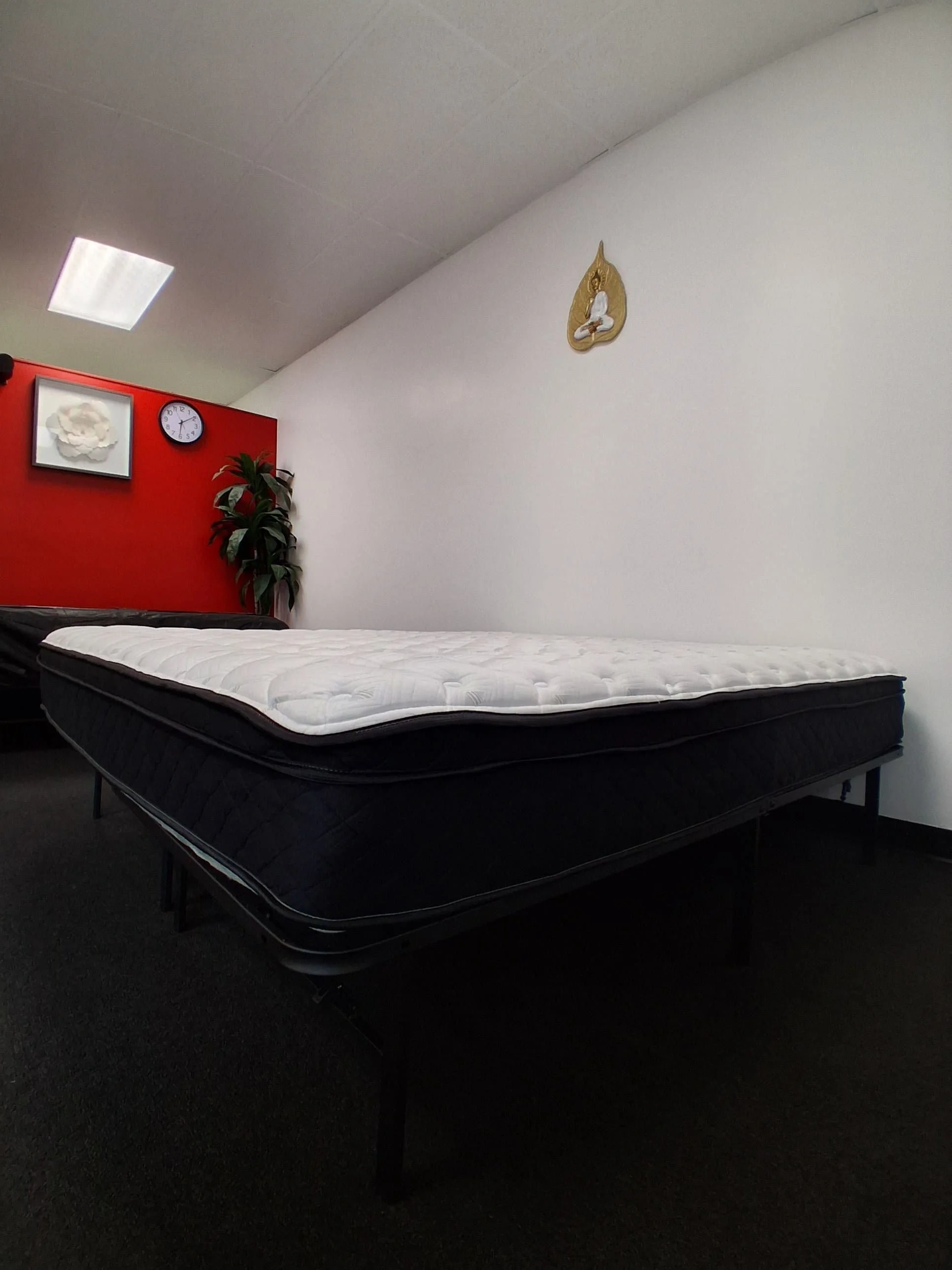 Siesta Luxury Firm Side View