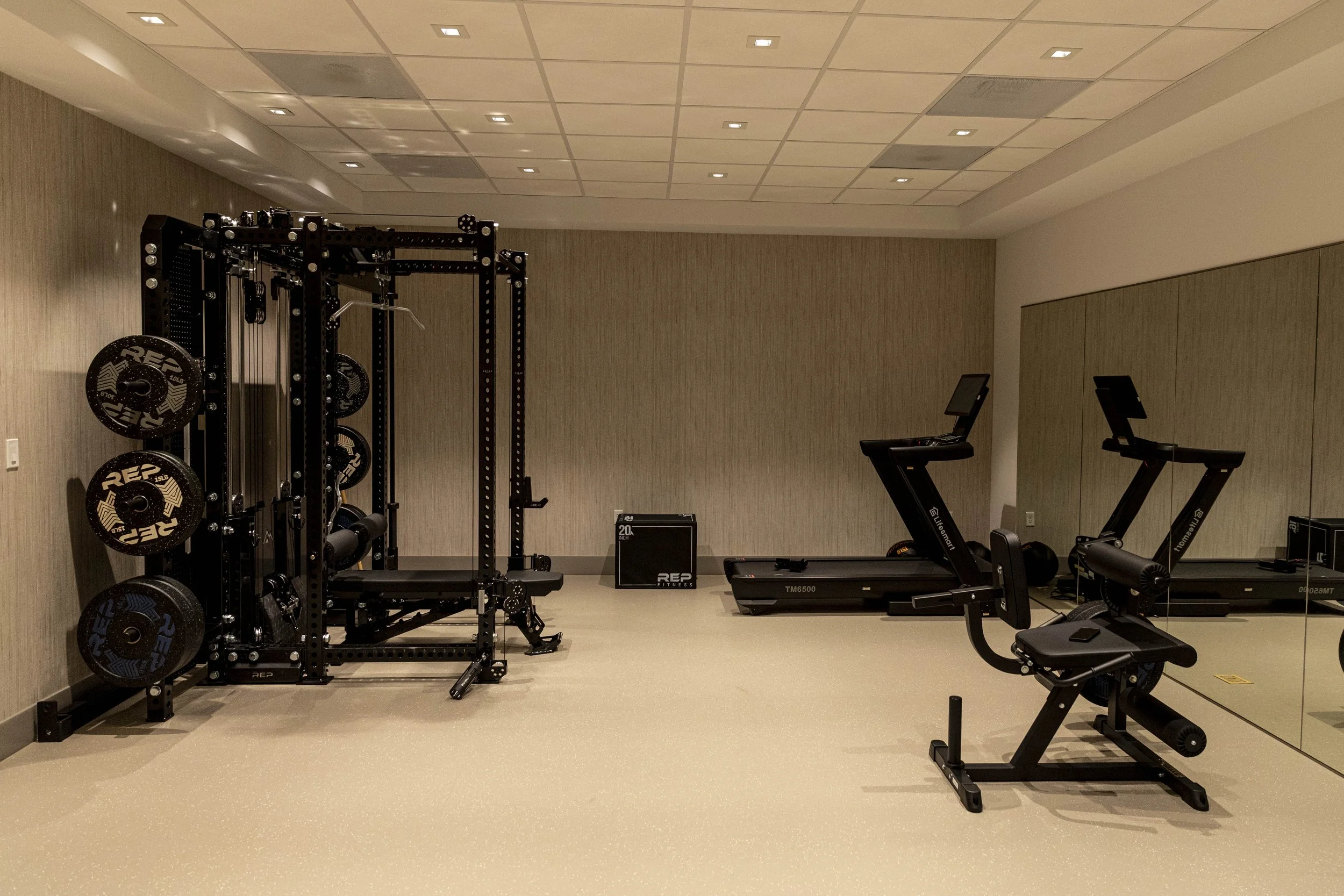 private strength and conditioning training space at Estetica Wellness in Las Vegas with squat rack and performance equipment