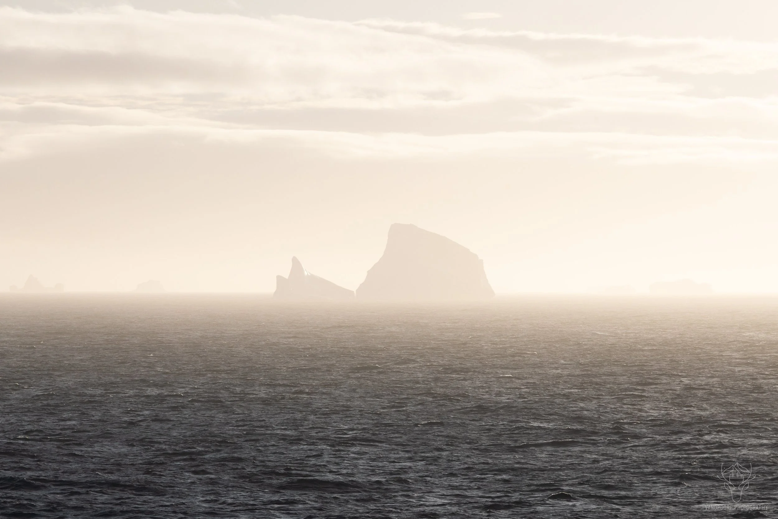 antarctica-01.jpg