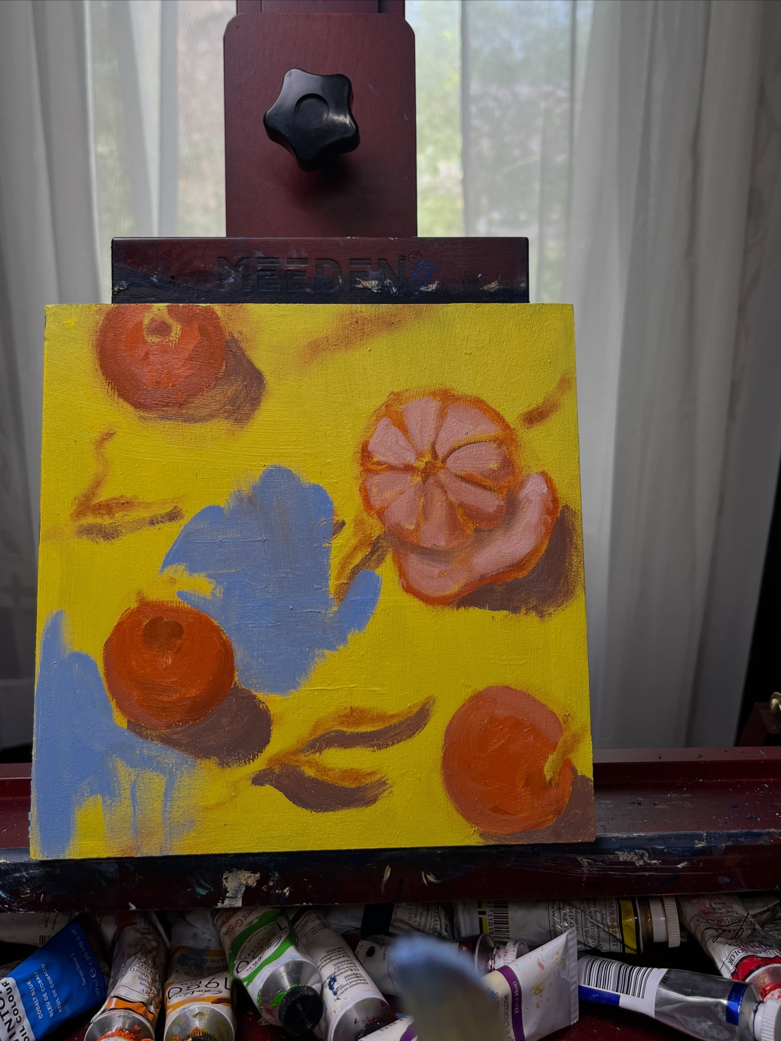 I've been loving this song lately. It's so beautiful and it makes me think of oranges fresh picked from the tree in the back. (don't know why lol)
This is the beginning of a 10" x 10" oil painting on wood panel. 
#oranges #paintingprocess #