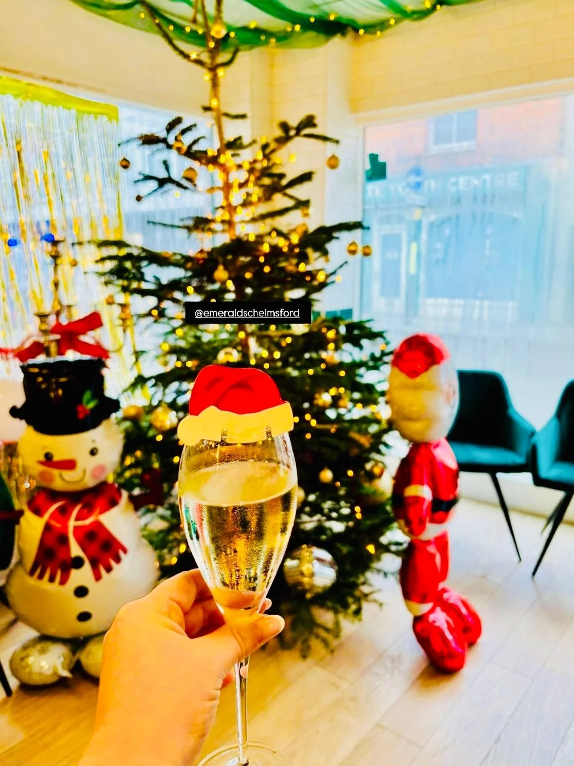 The most magical time of the year is just around the corner 🎅 🎄🧑&zwj;🎄 Emeralds will once again be home to festive get togethers for families and friendship groups so you don&rsquo;t have to host at home, the children can run wild, and you can en