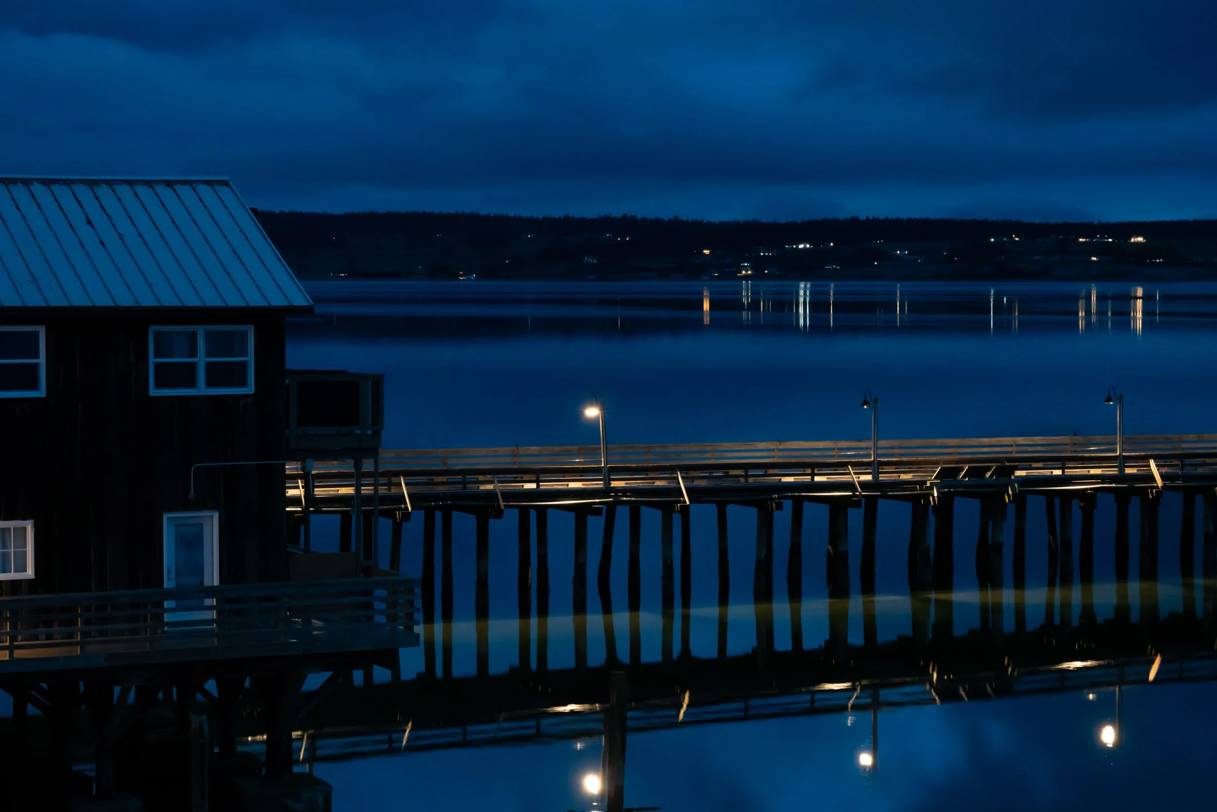 bluehourpier.jpg