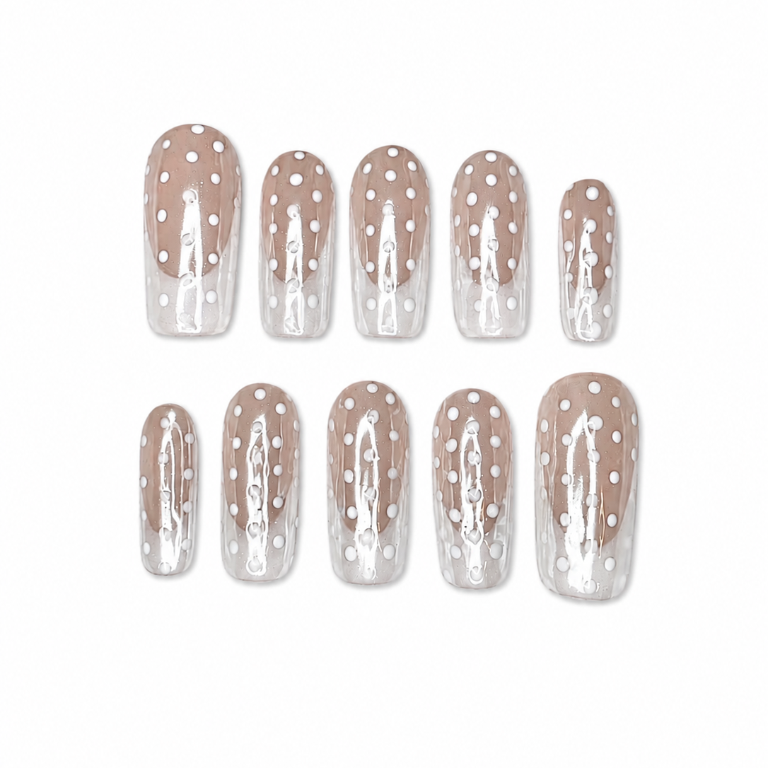 Milk & Dots