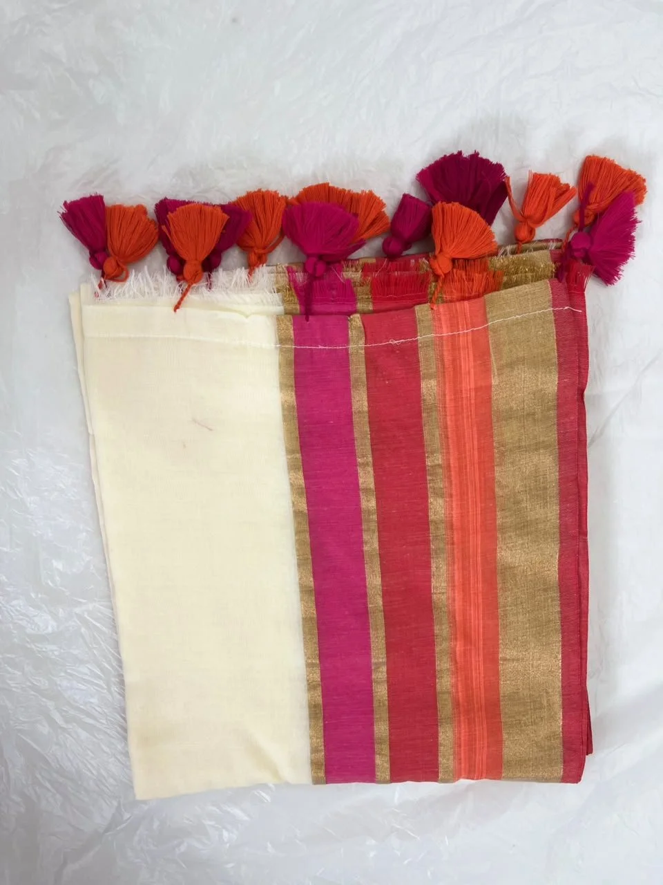 Mul cotton saree with Pink, Orange, Red and Golden border