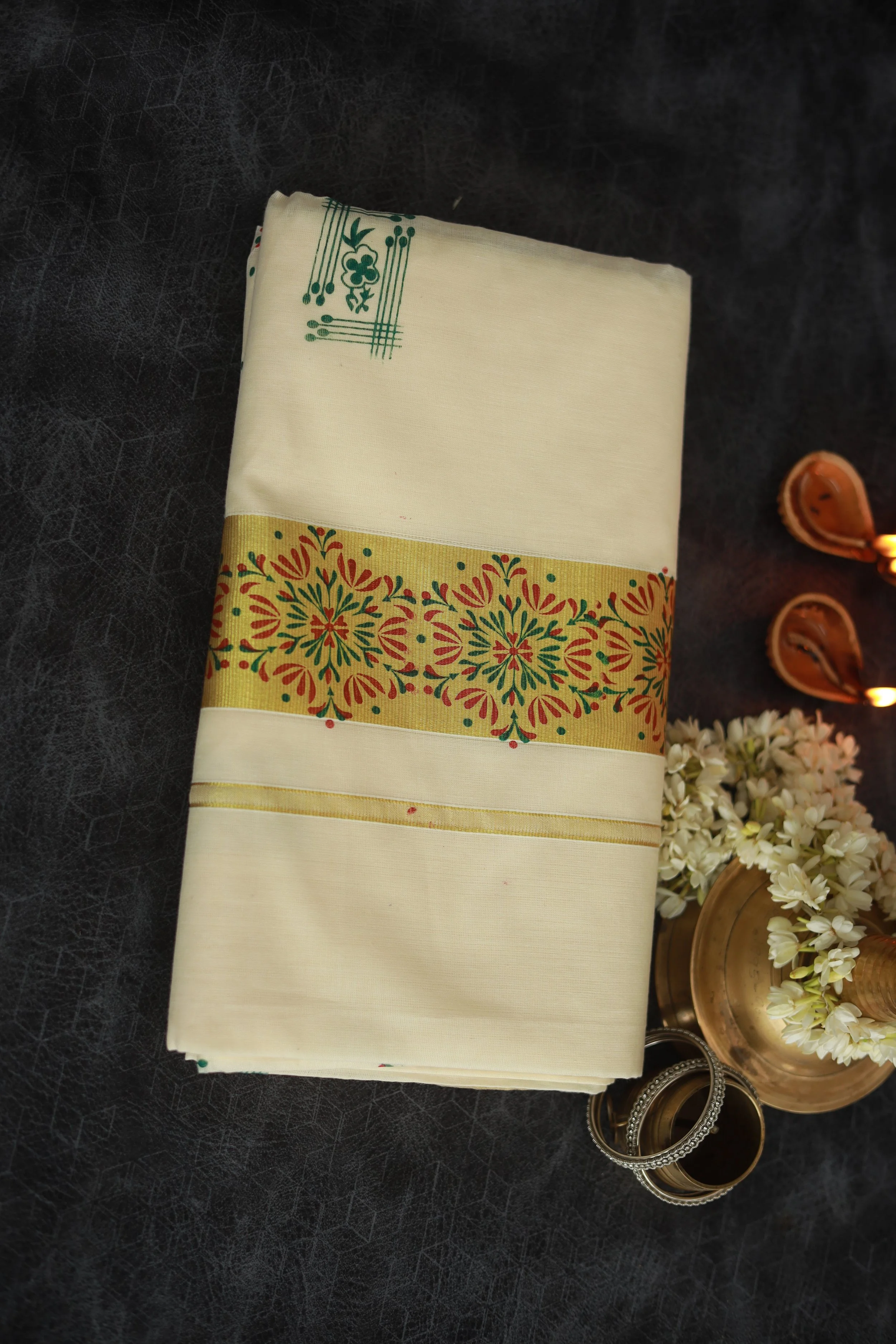 Elegant Cotton Tissue Saree