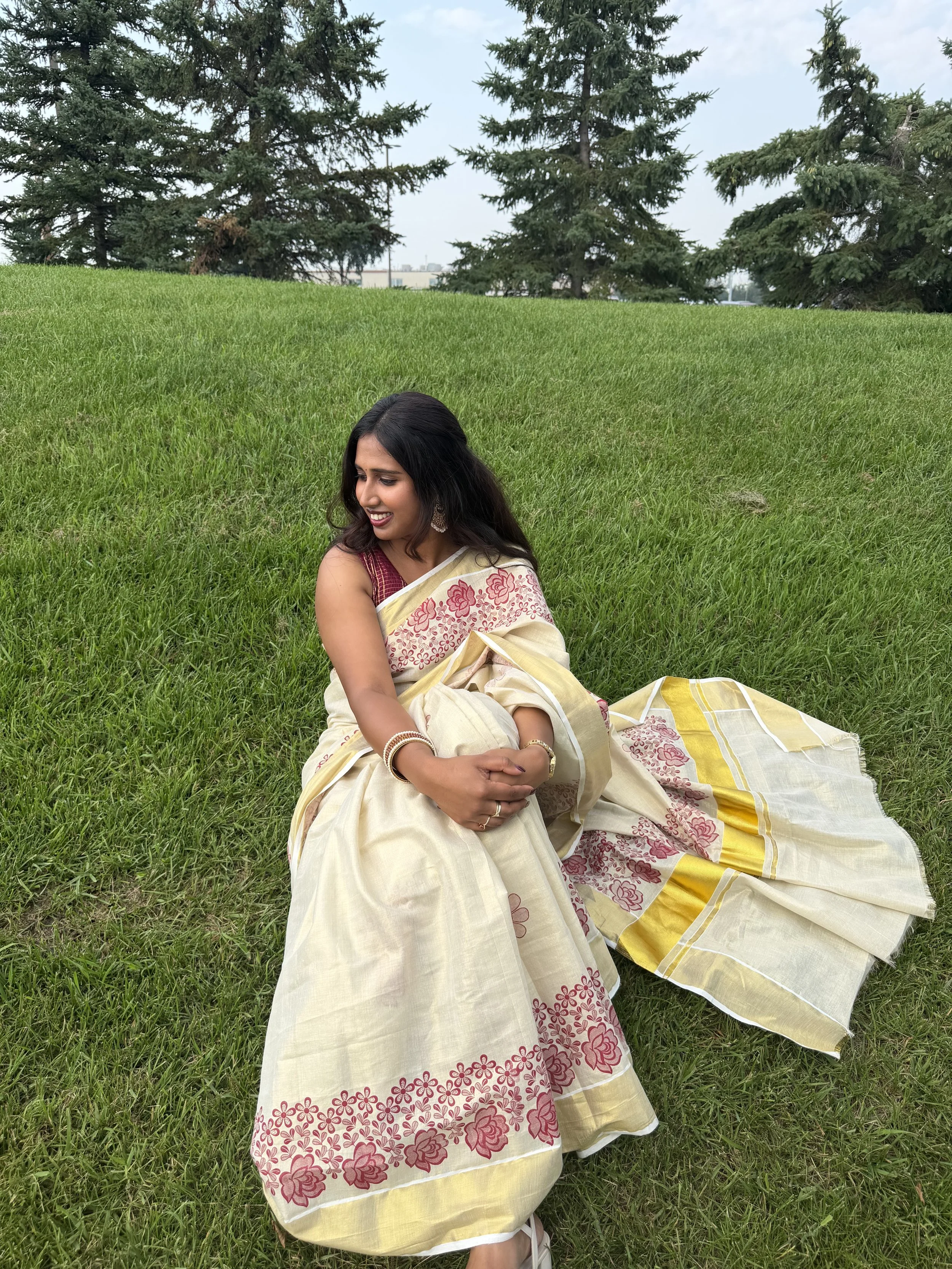 Handcrafted Floral Block Print Kasavu Saree