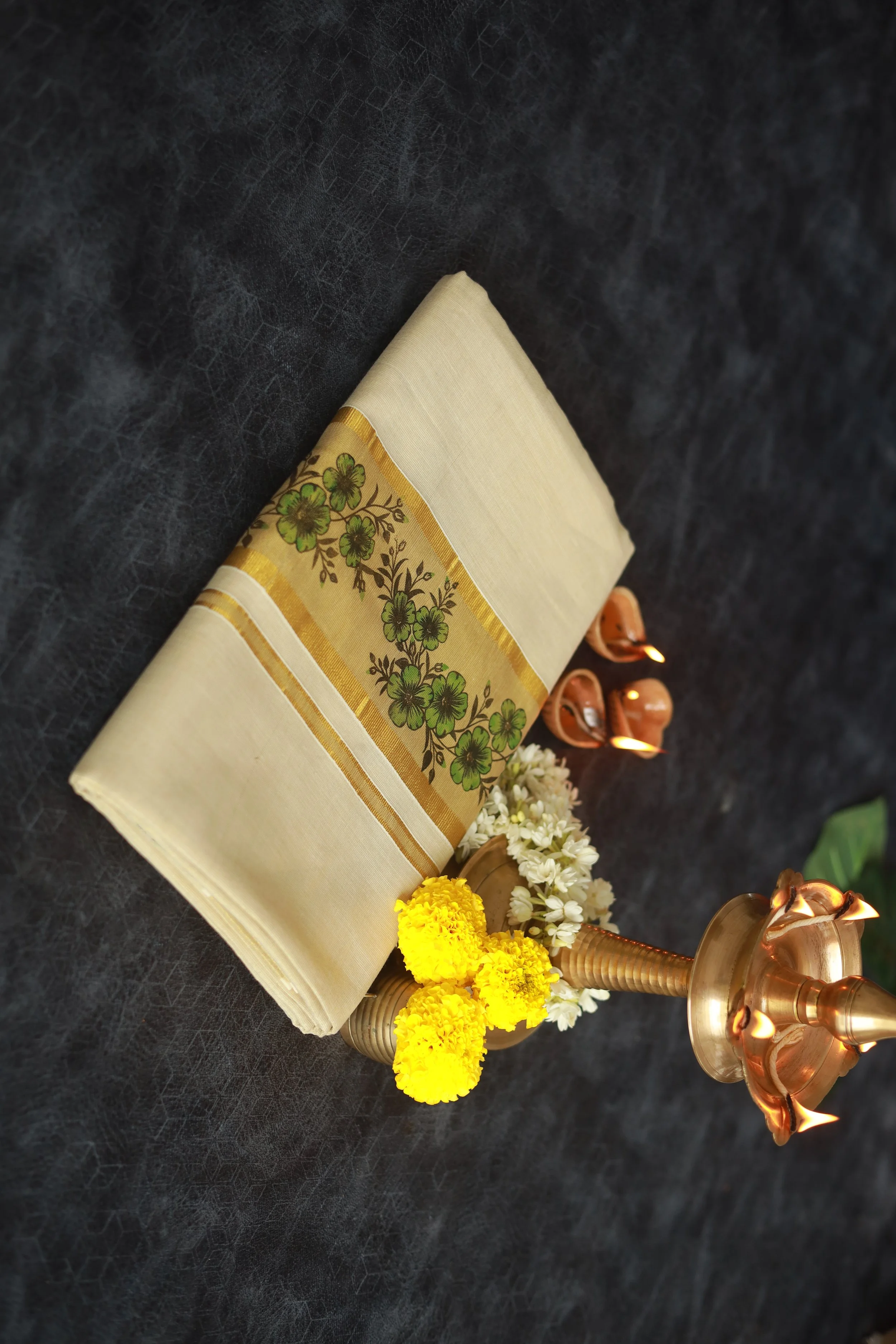Cotton Tissue Saree with Floral Elegance