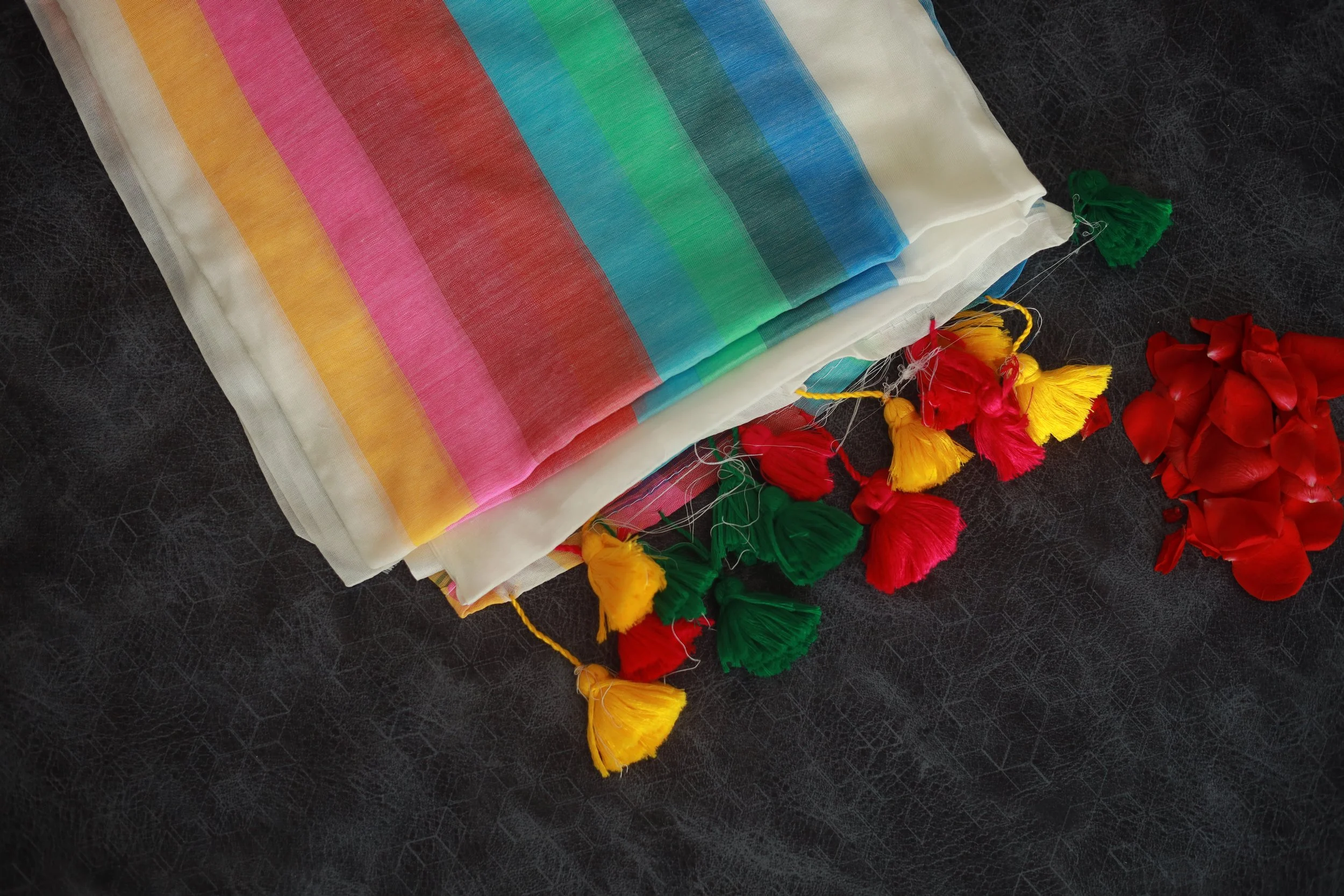 Vibrant Elegance Mul Cotton Saree