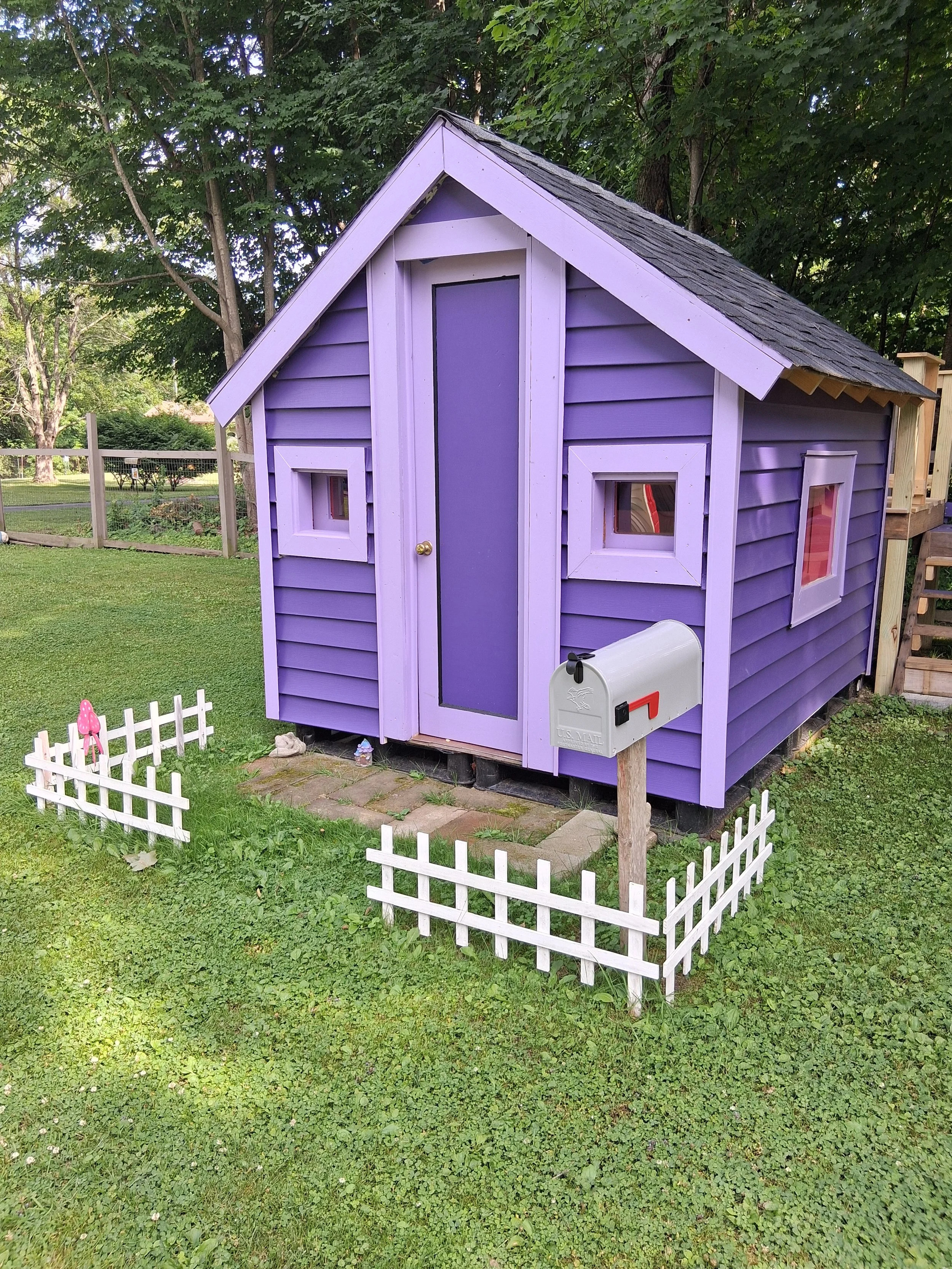 Fun Size Playhouse