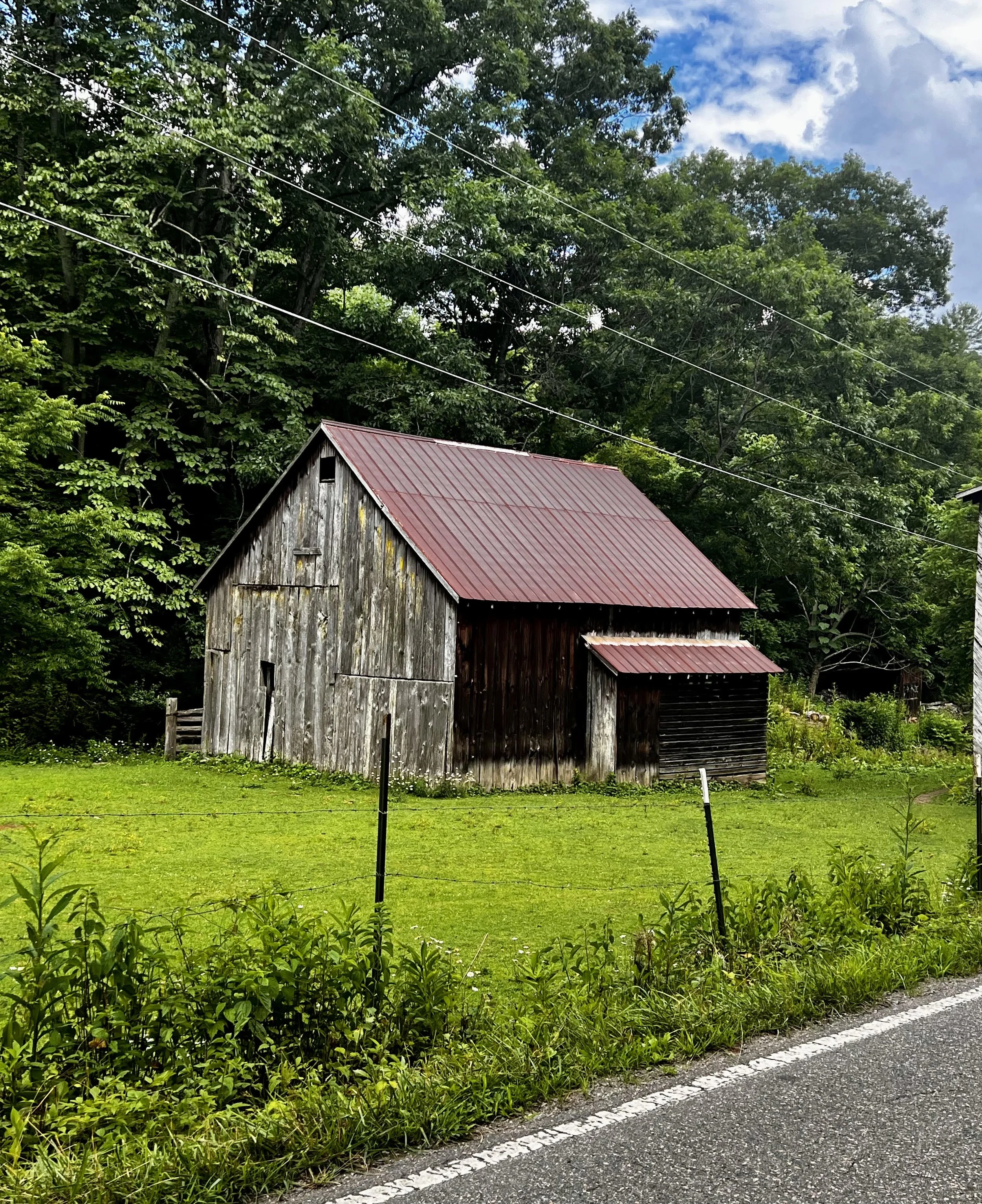 georges gap barn simple.jpg