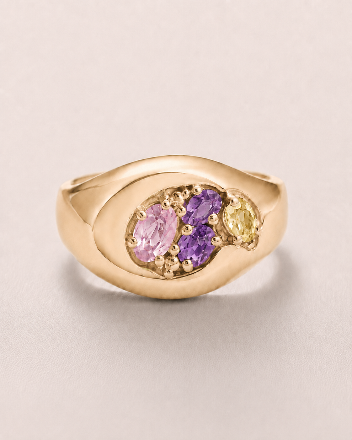 Midnight Sun Signet Ring - 9k gold